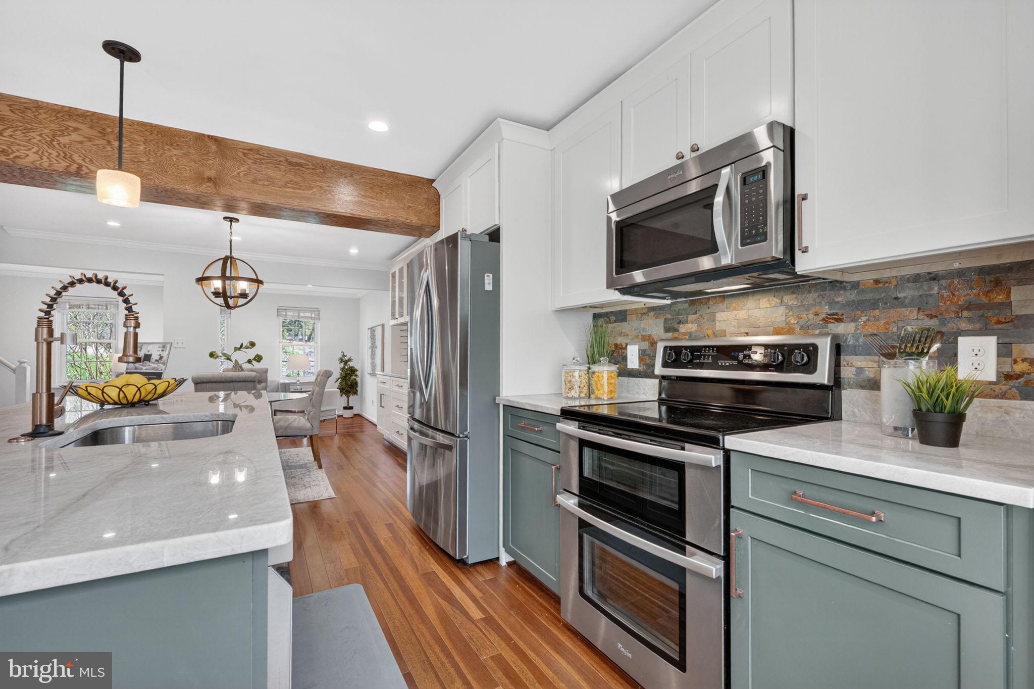 5707 LAWSONS HILL COURT