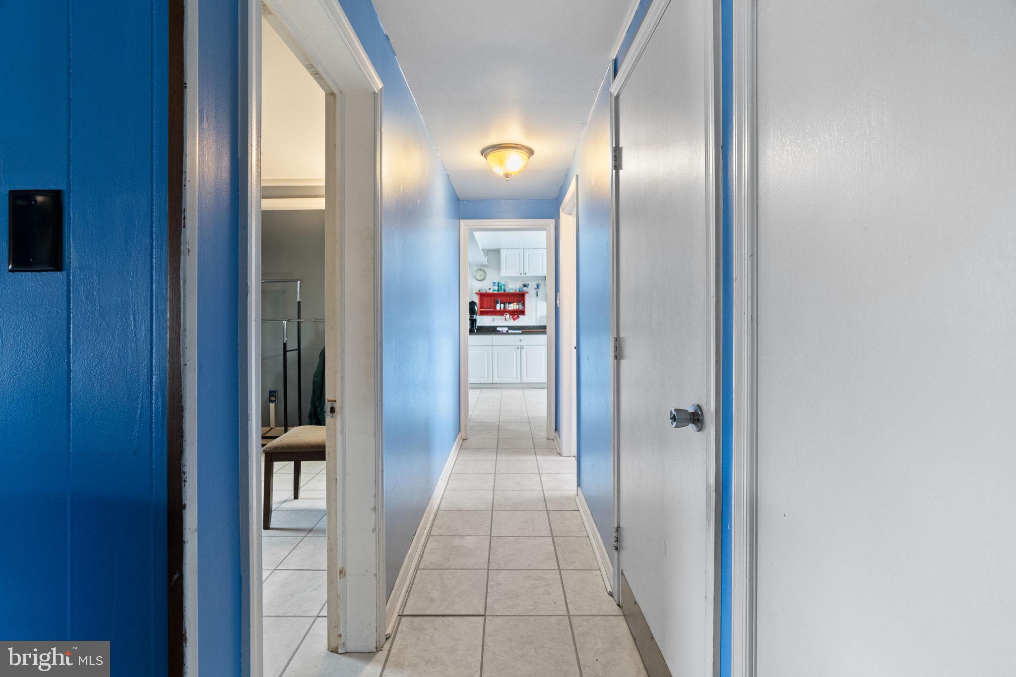 PINE KNOLL - Residential