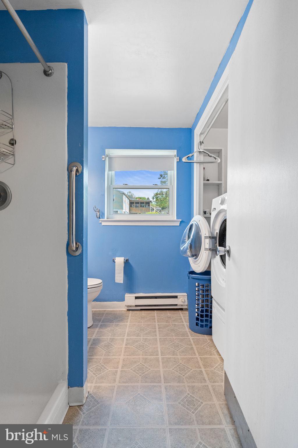 PINE KNOLL - Residential