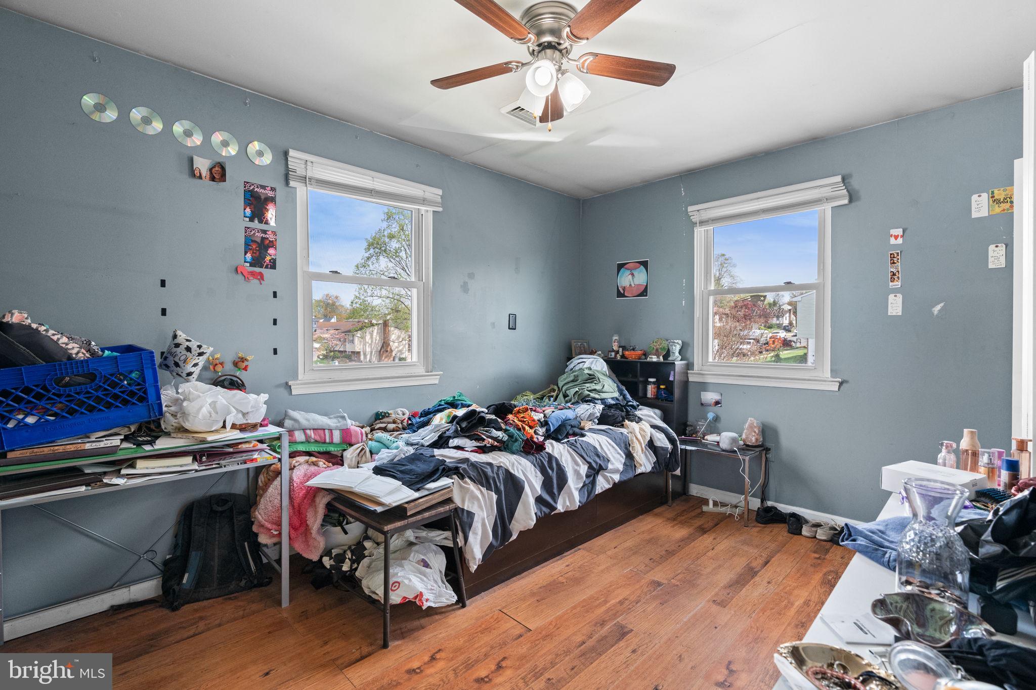 PINE KNOLL - Residential