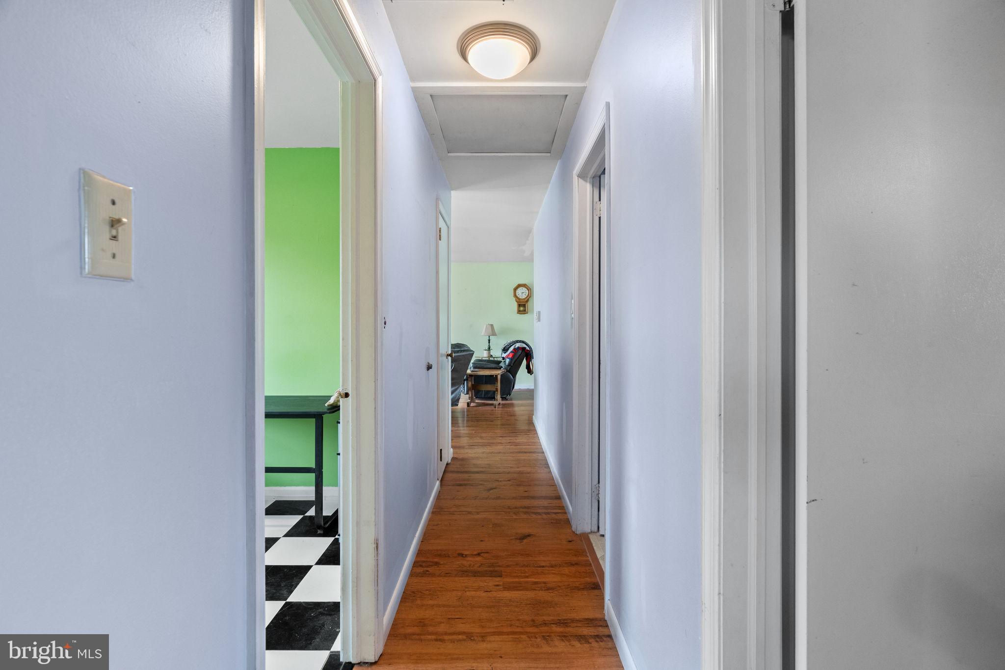 PINE KNOLL - Residential