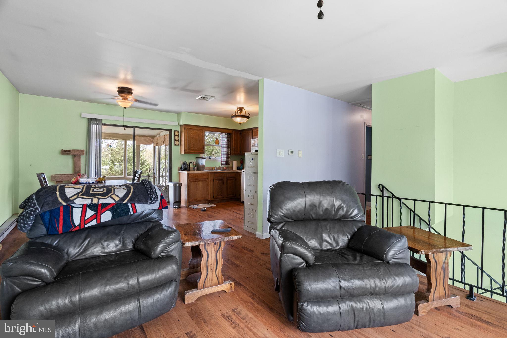 PINE KNOLL - Residential