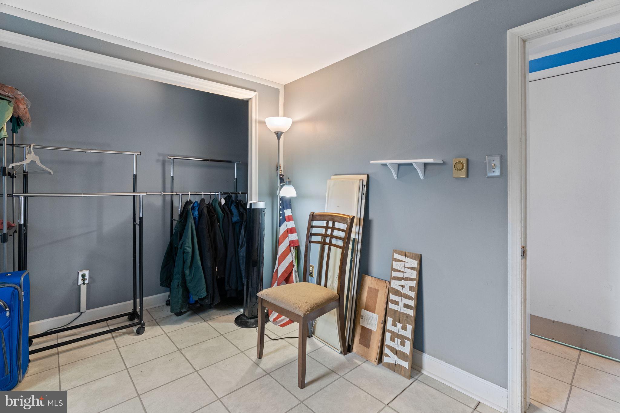 PINE KNOLL - Residential