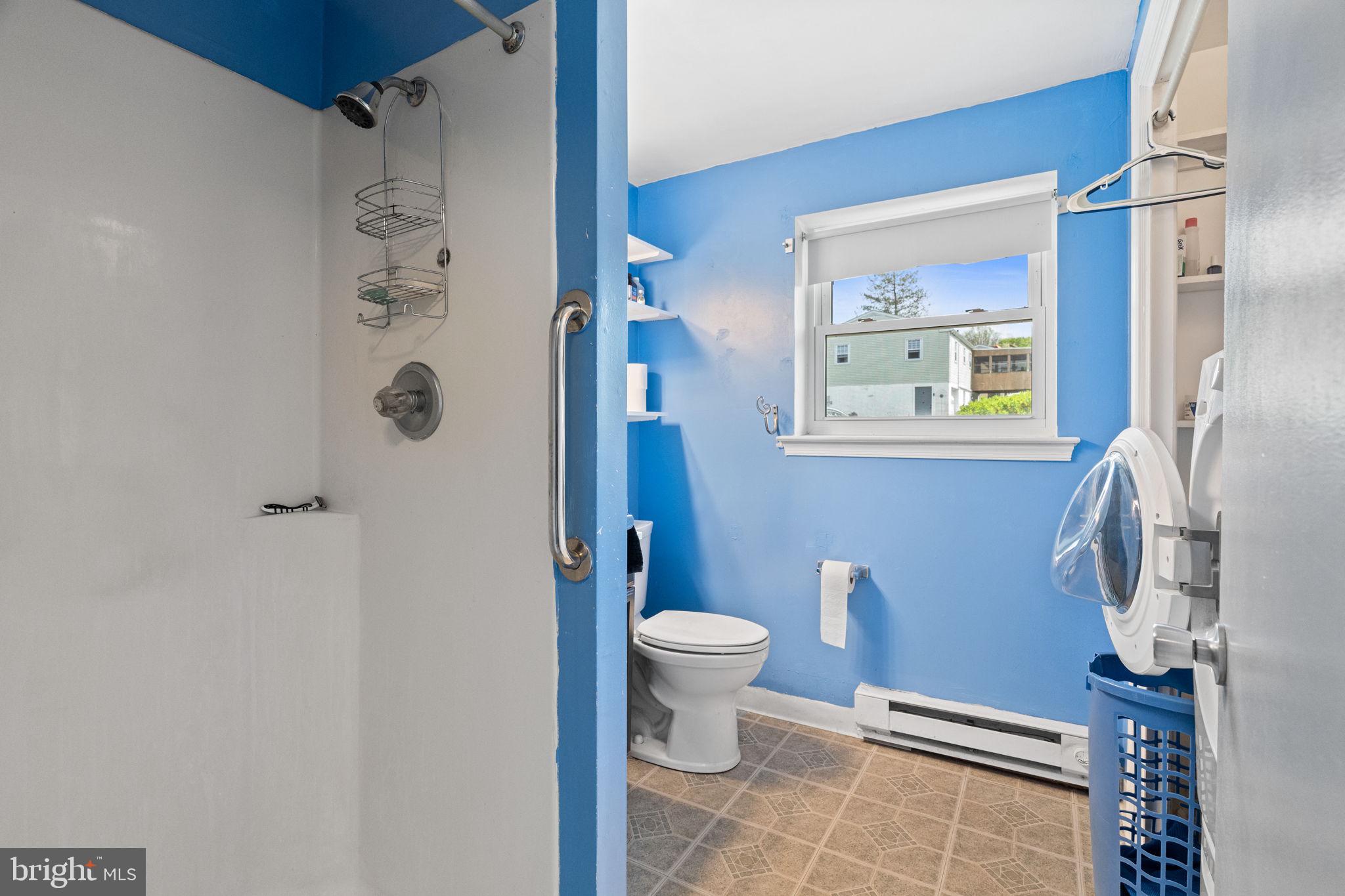 PINE KNOLL - Residential