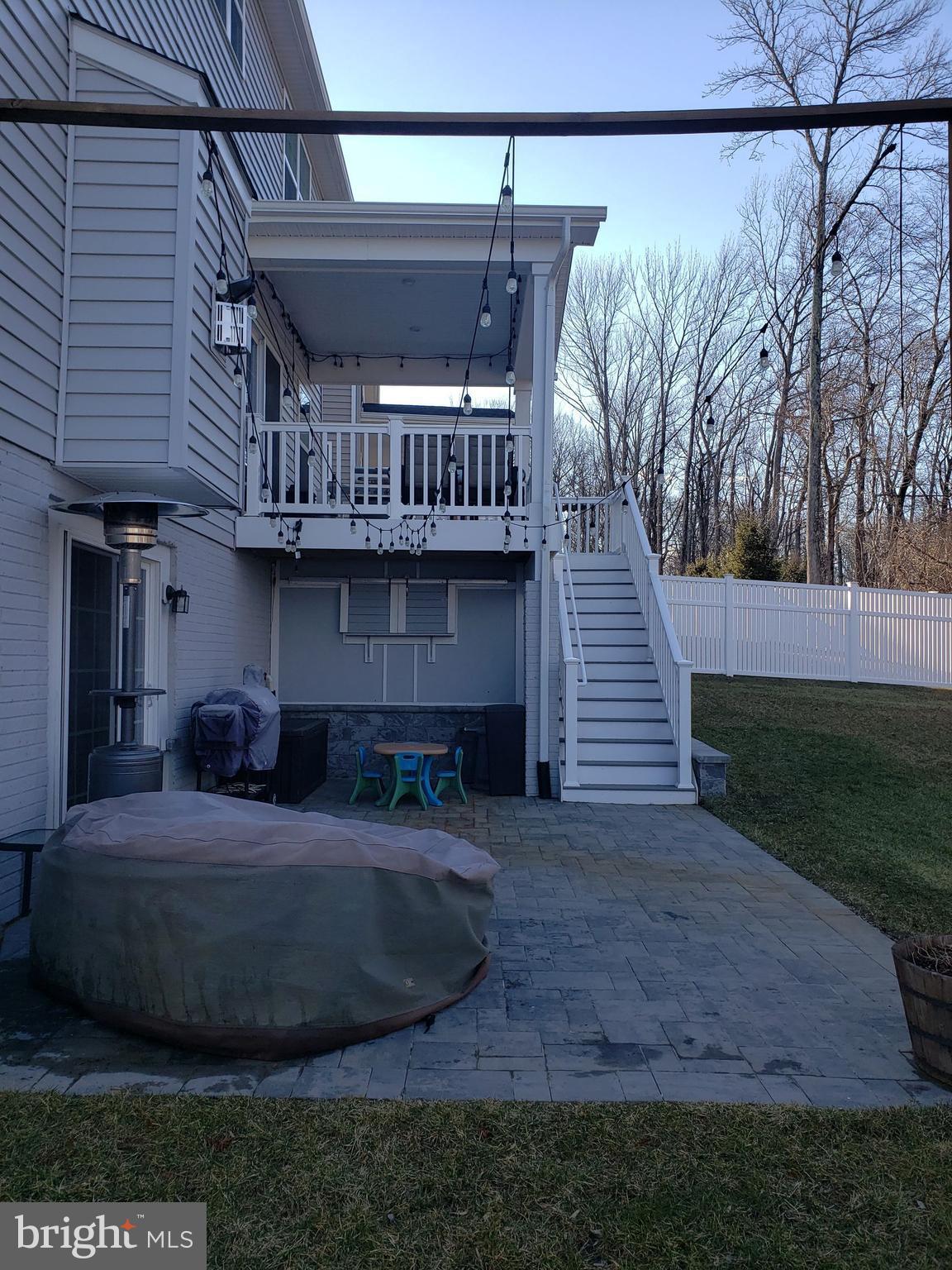 TWO RIVERS - Residential