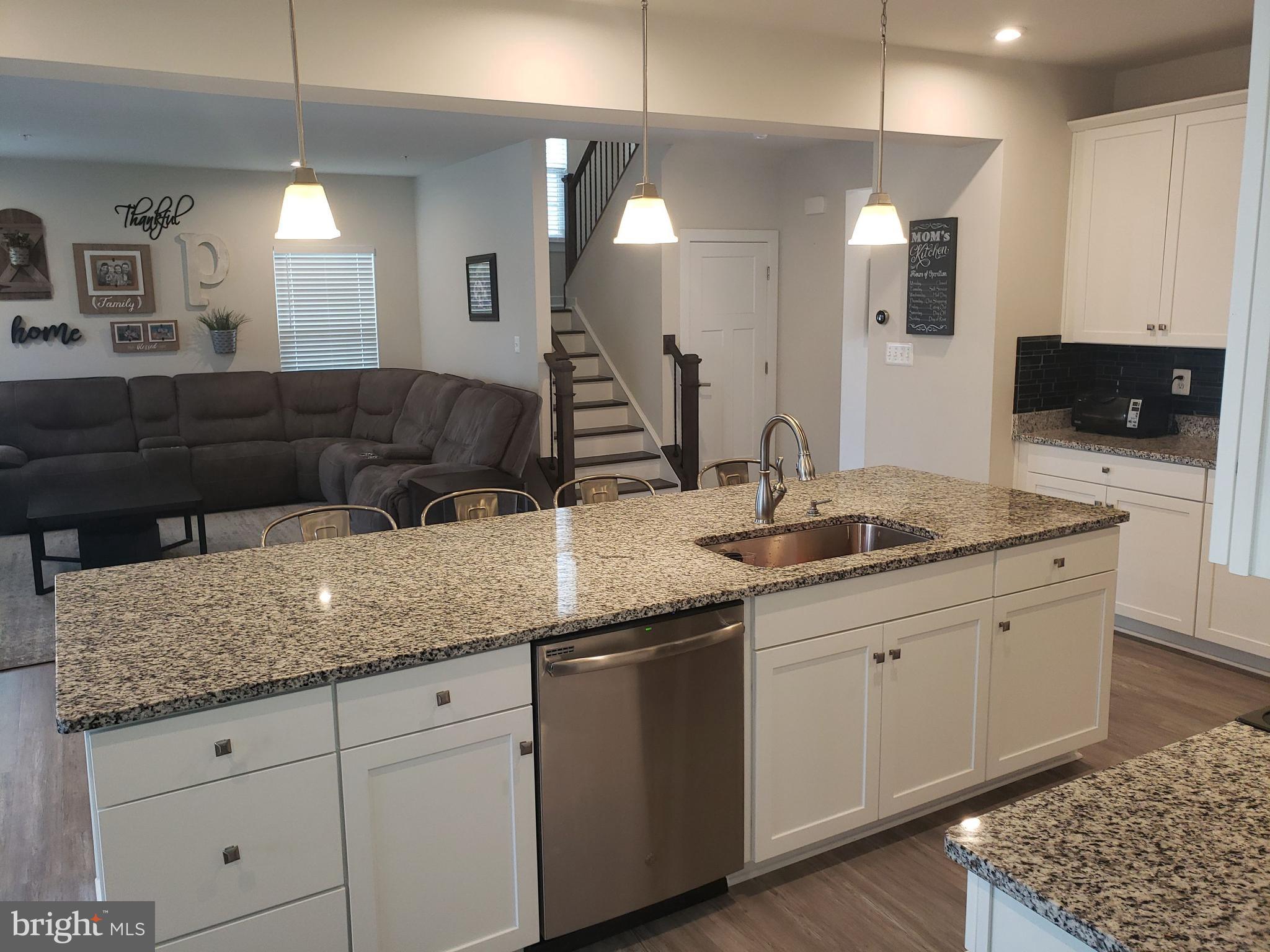 TWO RIVERS - Residential