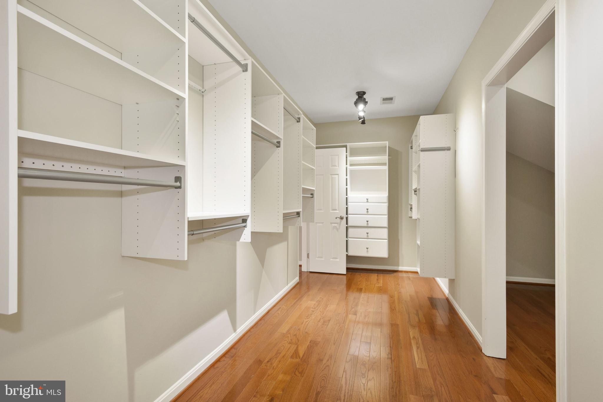 ZION MEWS - Residential