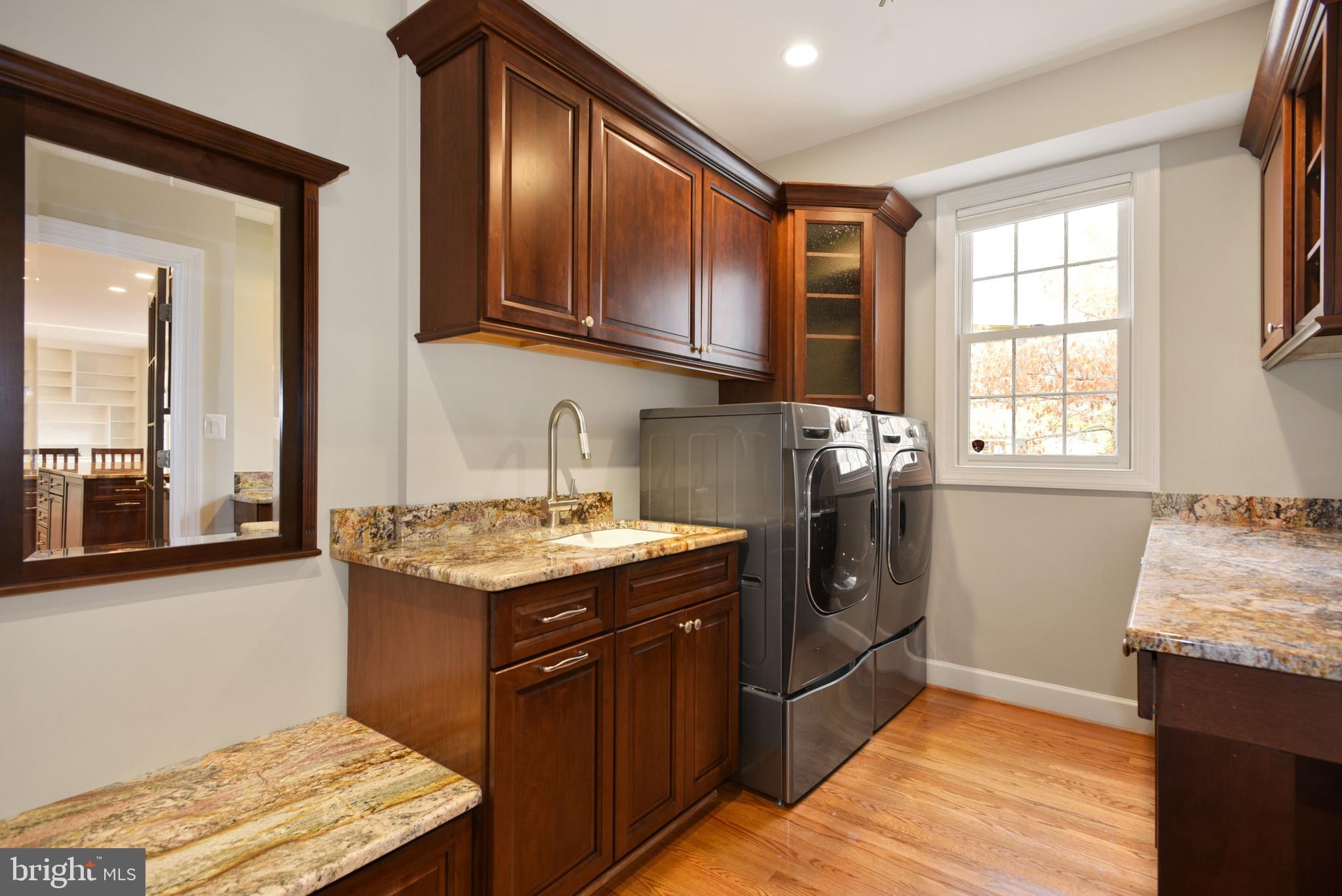 ZION MEWS - Residential