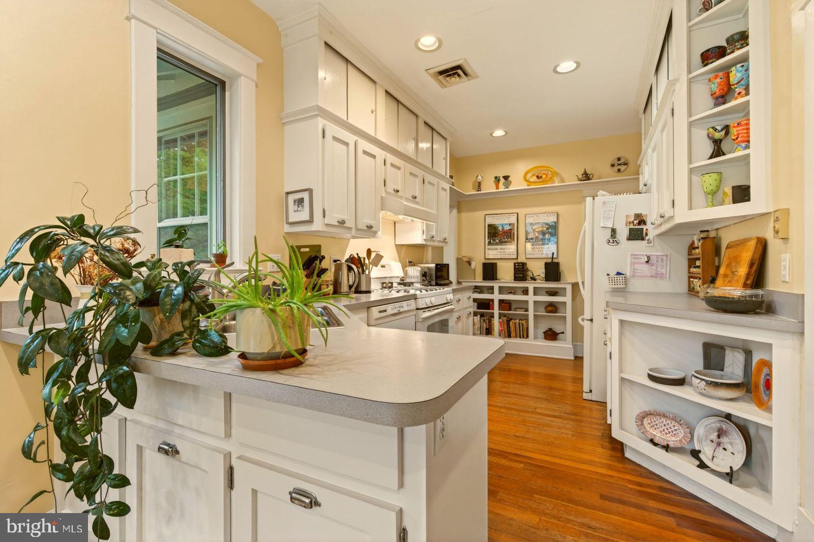 ASHTON HEIGHTS - Residential