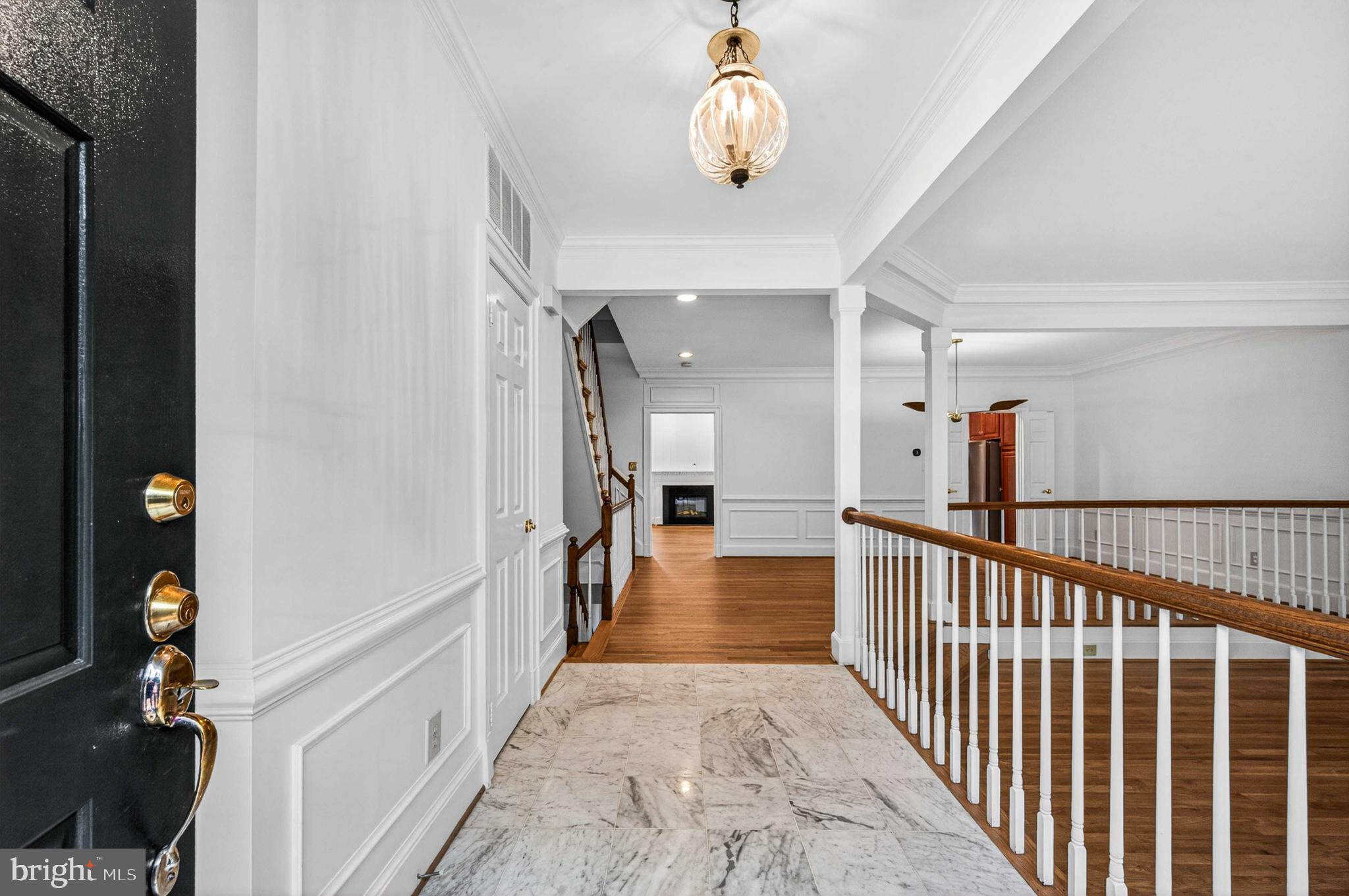 8016 QUARRY RIDGE WAY