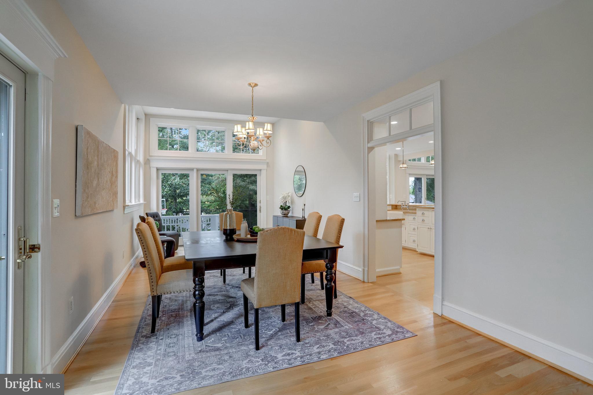 COUNTRY CLUB HILLS - Residential