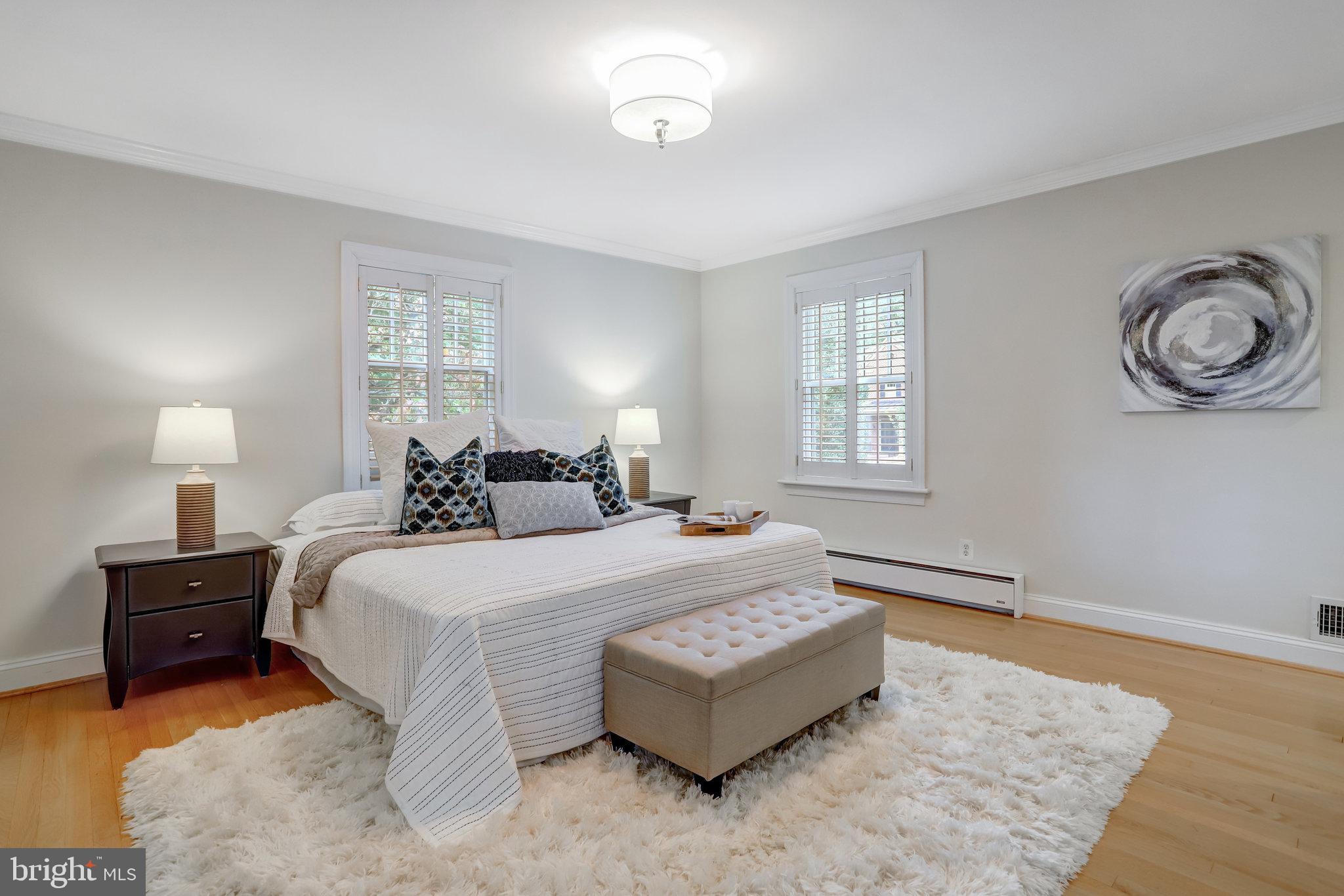 COUNTRY CLUB HILLS - Residential