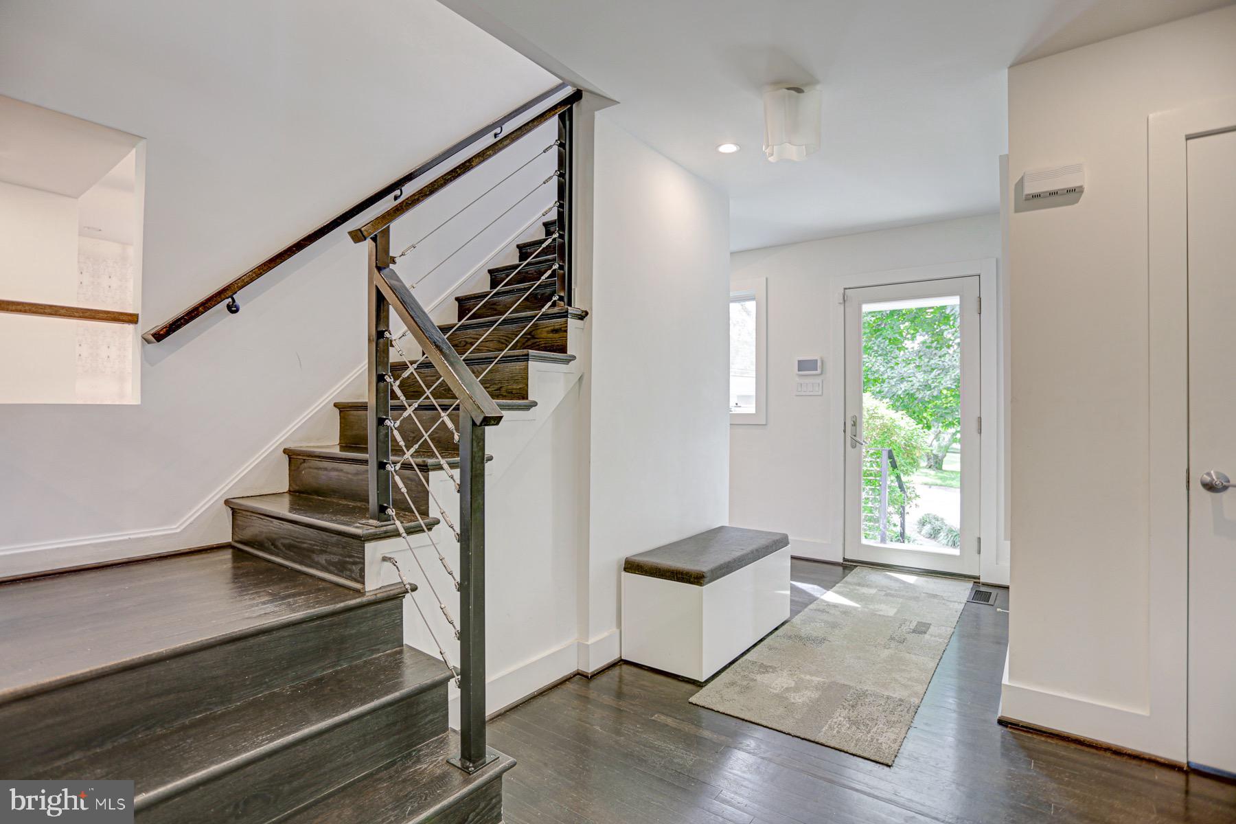 BRADLEY HILLS - Residential