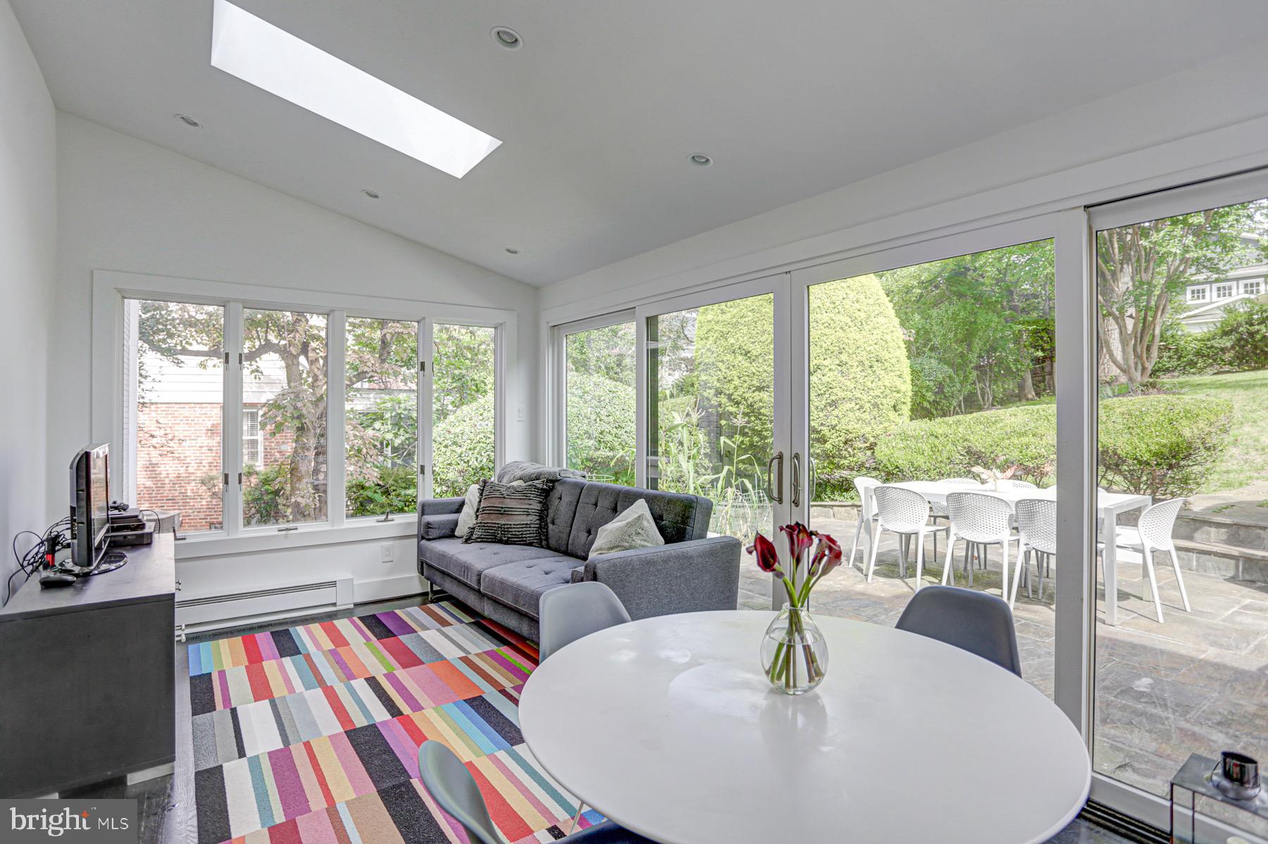 BRADLEY HILLS - Residential