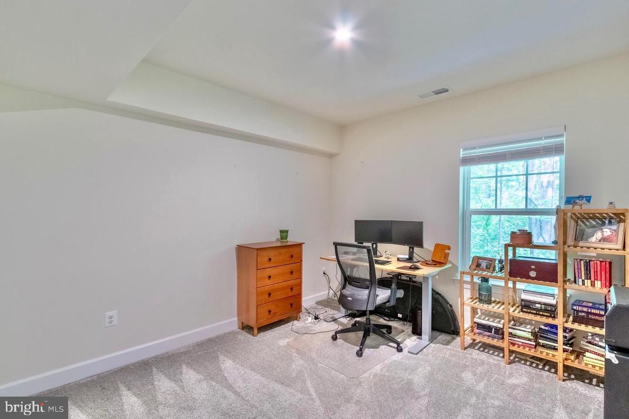 HAYMARKET CROSSING - Residential Lease