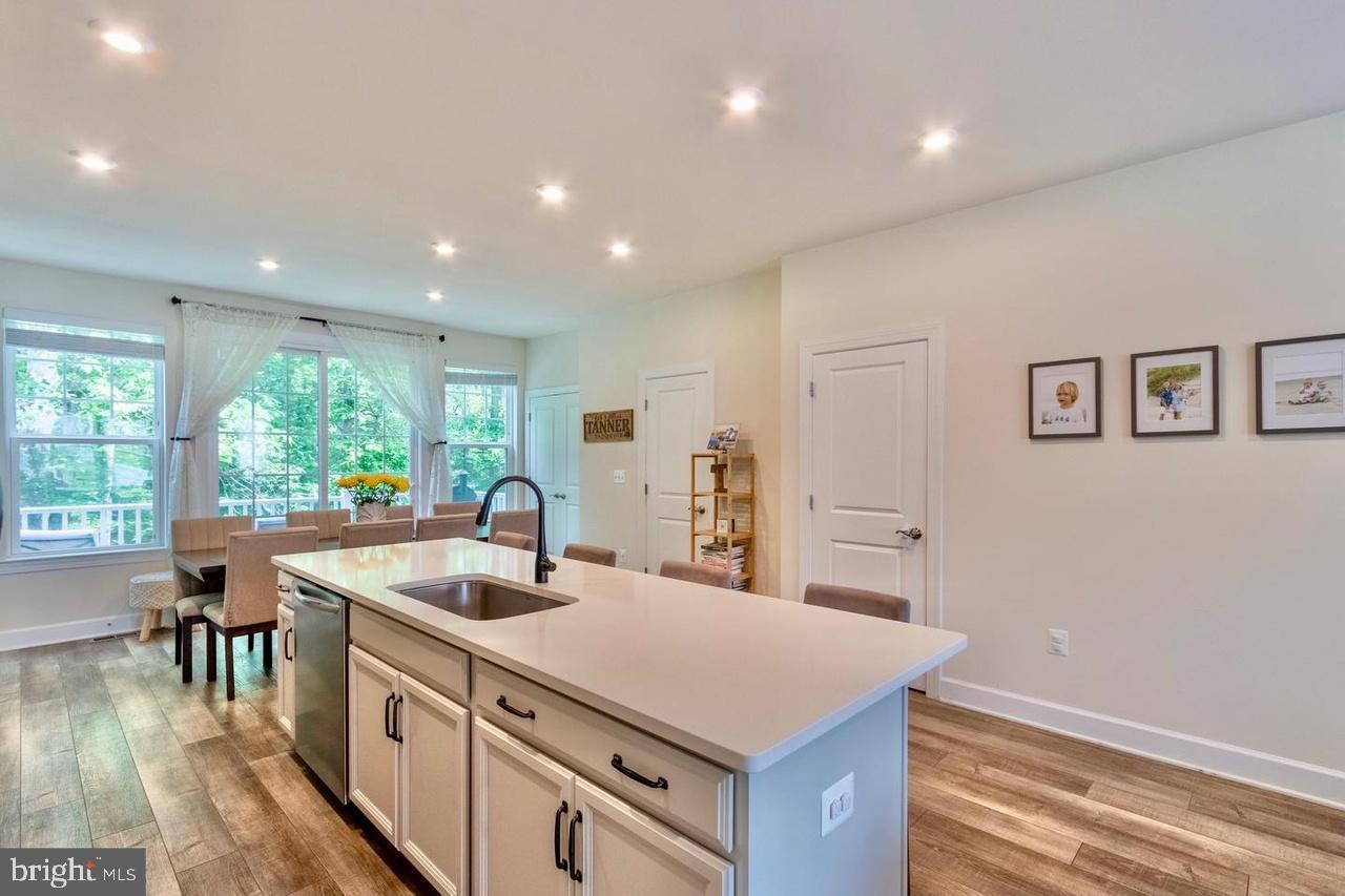 HAYMARKET CROSSING - Residential Lease