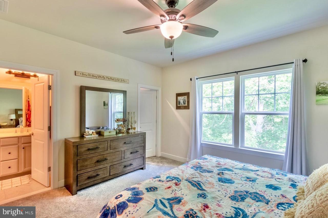 HAYMARKET CROSSING - Residential Lease