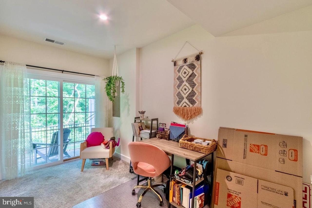 HAYMARKET CROSSING - Residential Lease