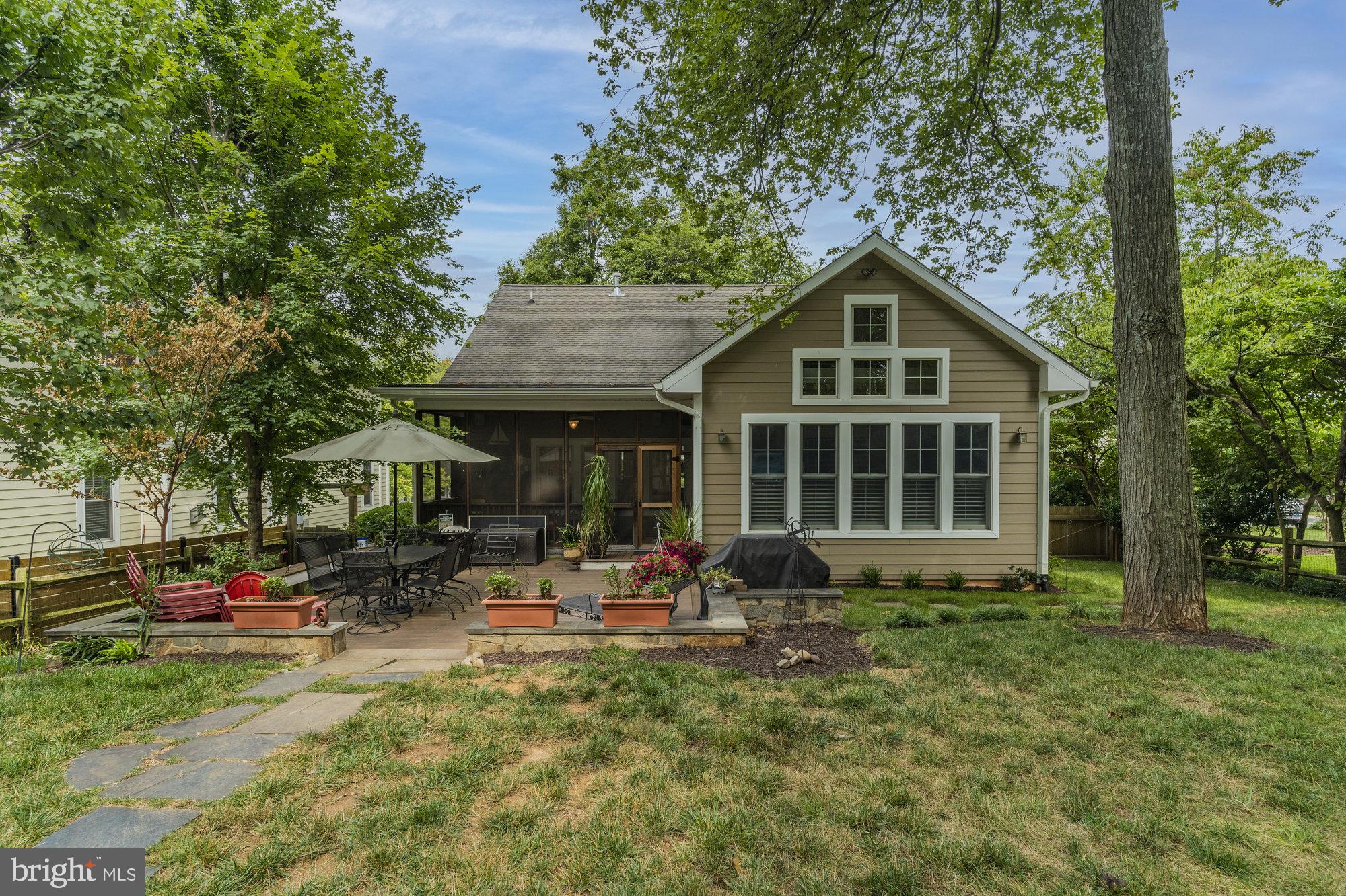 KINGCREST - Residential