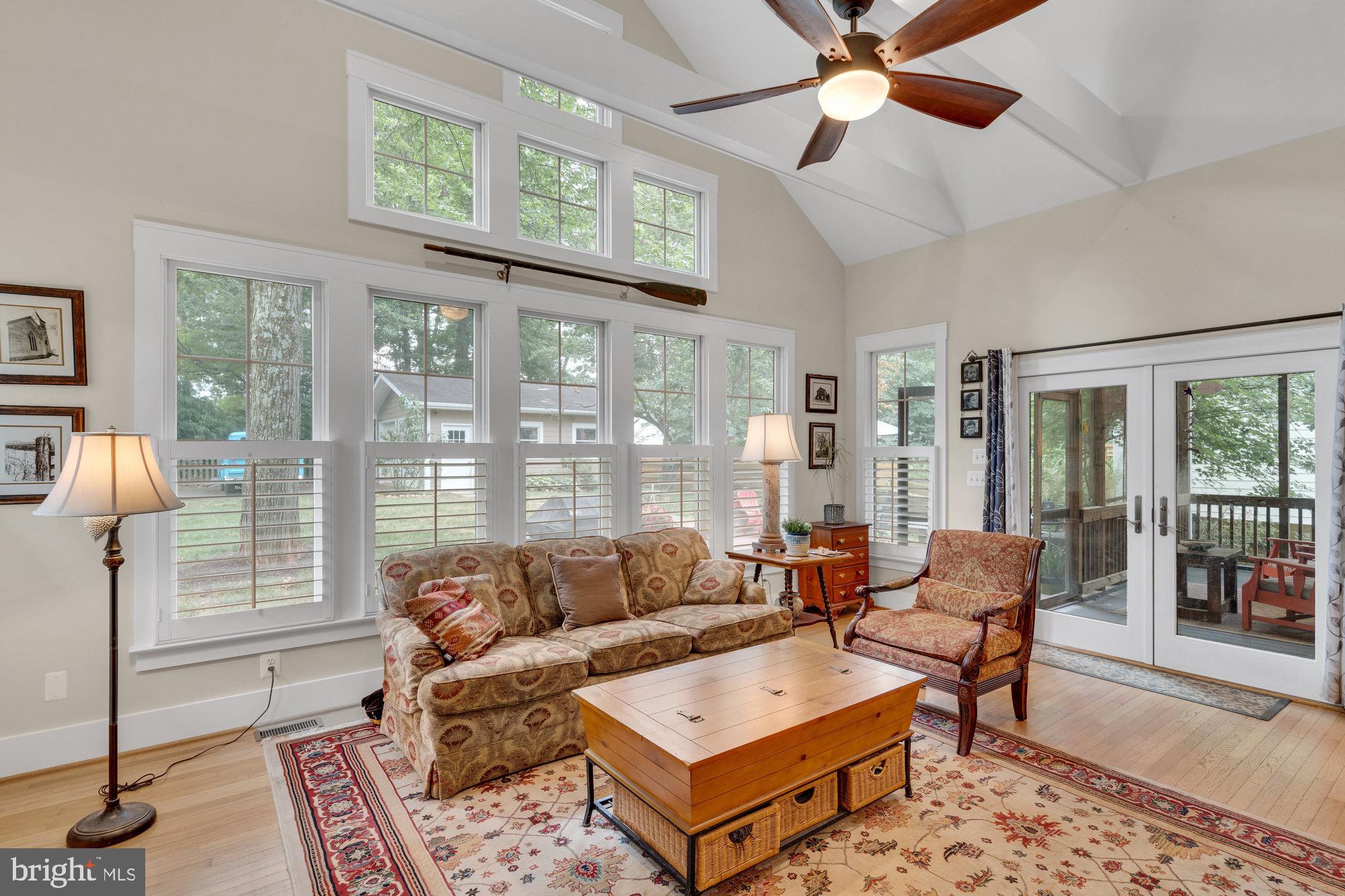 KINGCREST - Residential