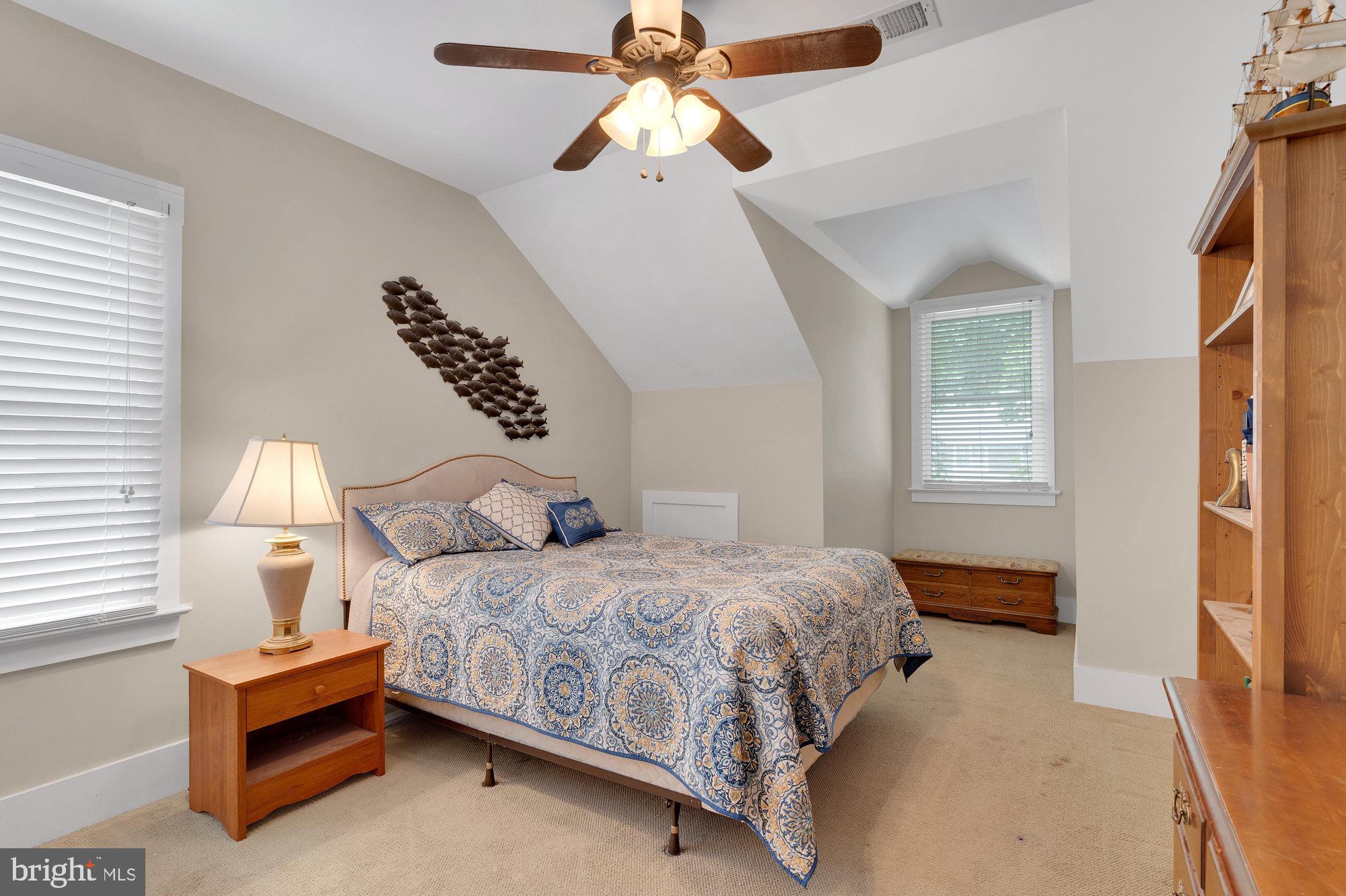 KINGCREST - Residential