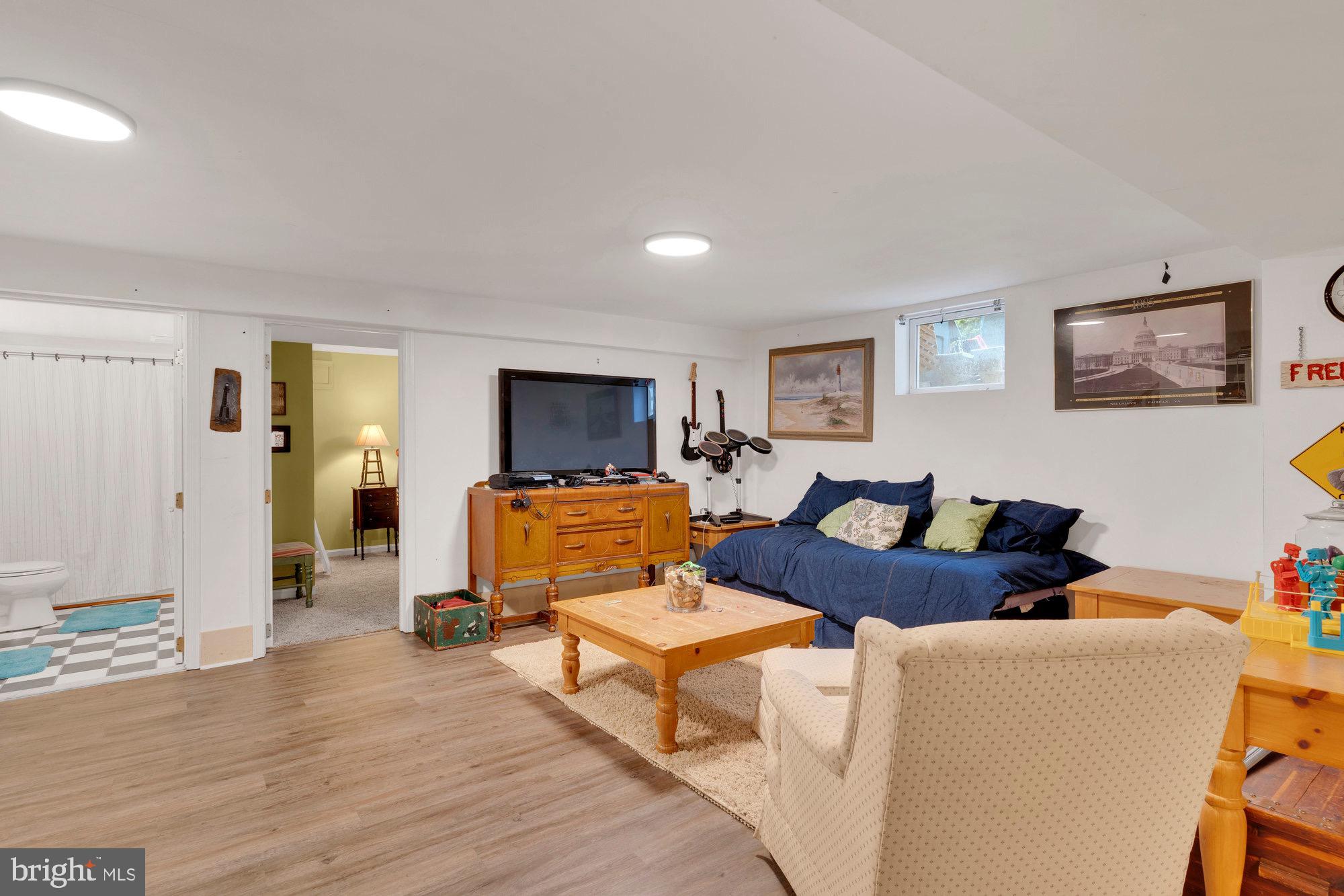 KINGCREST - Residential