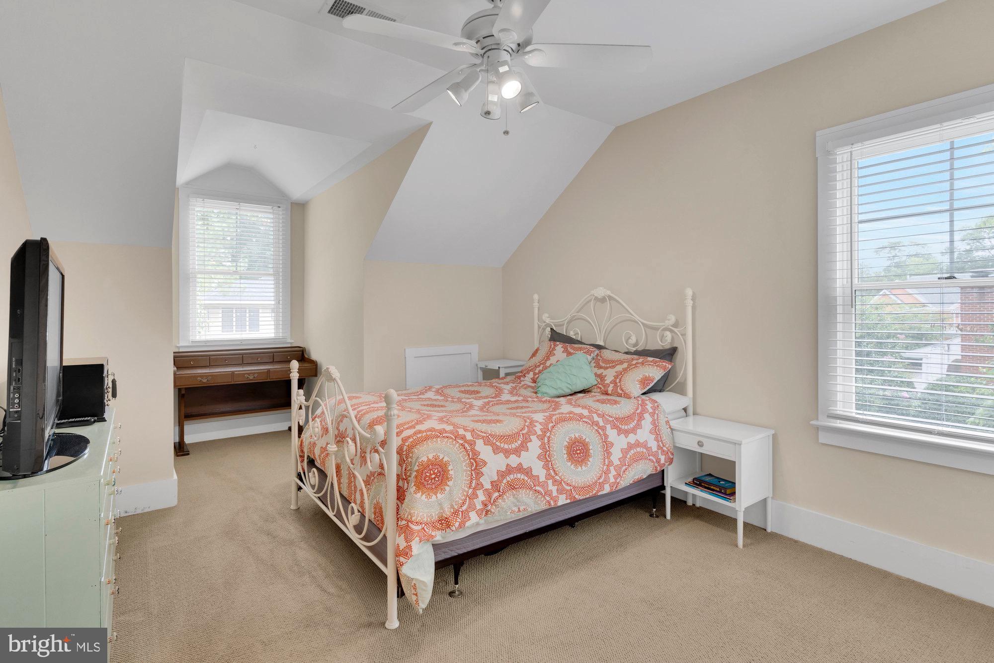 KINGCREST - Residential