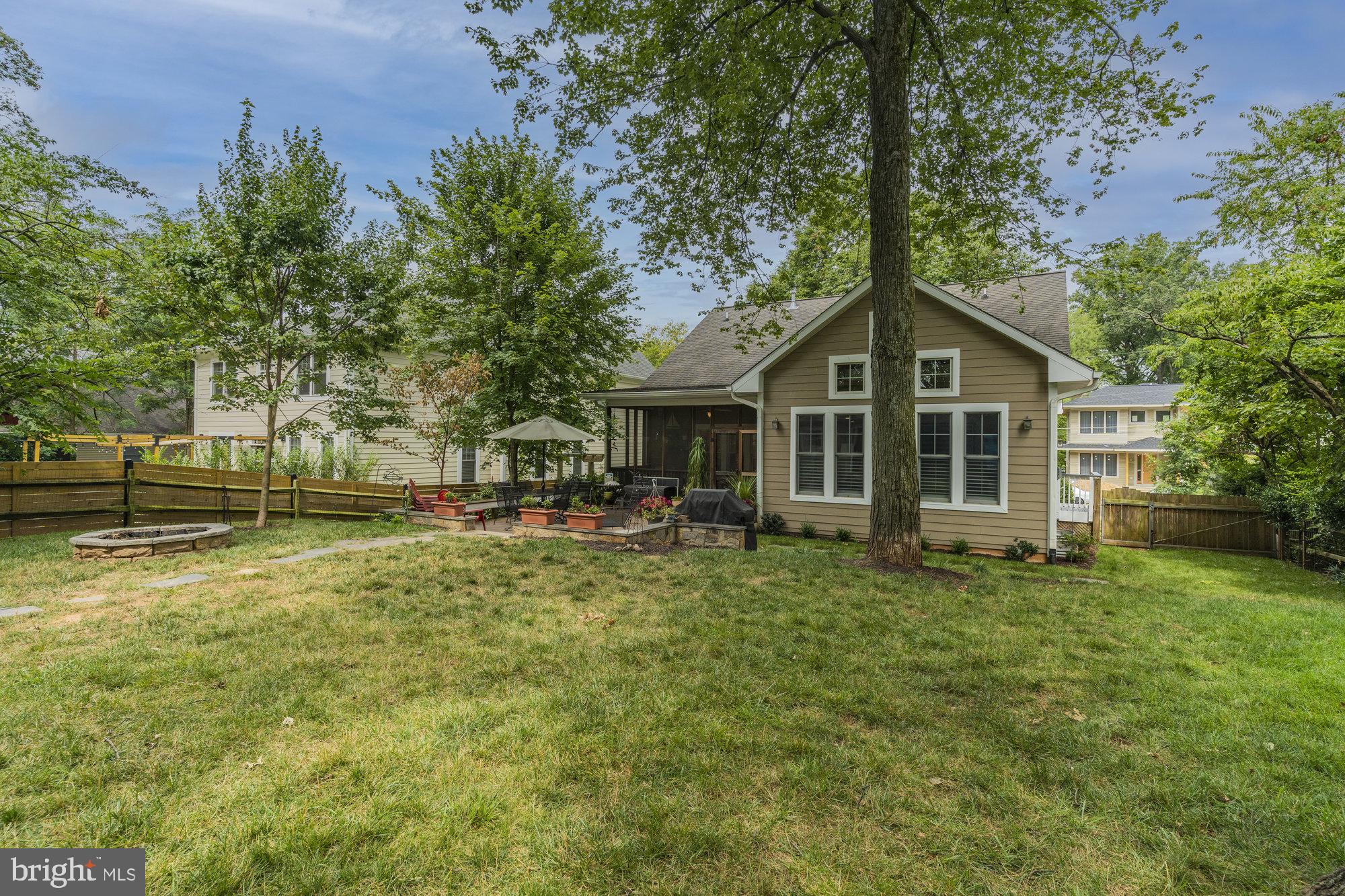 KINGCREST - Residential