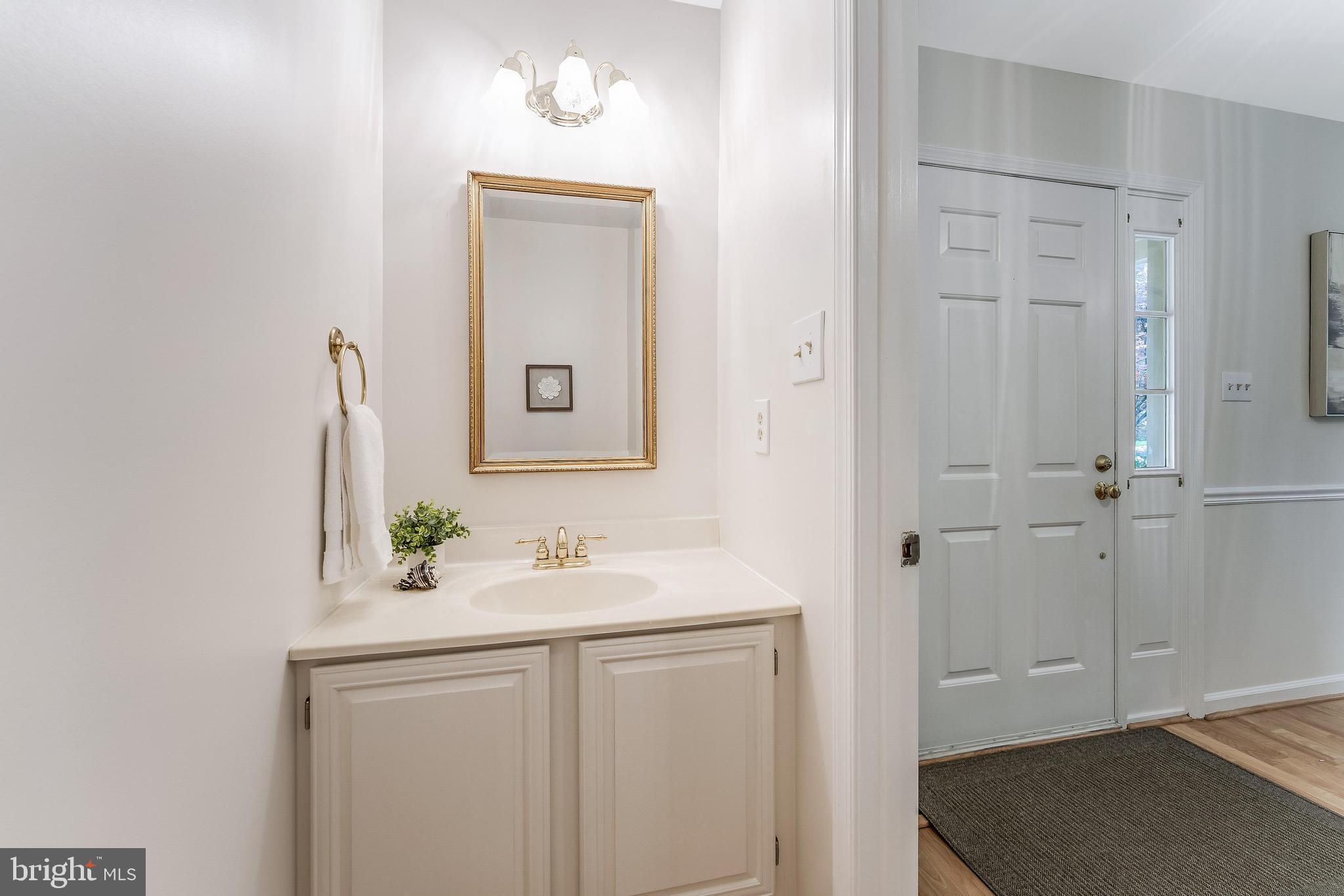 CHANTILLY HIGHLANDS - Residential