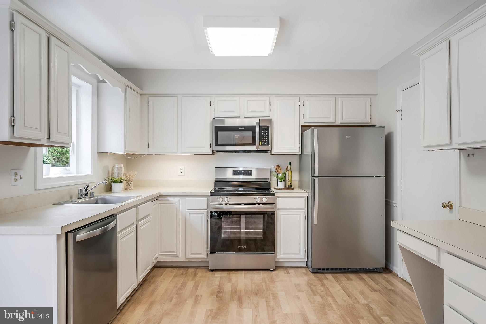 CHANTILLY HIGHLANDS - Residential