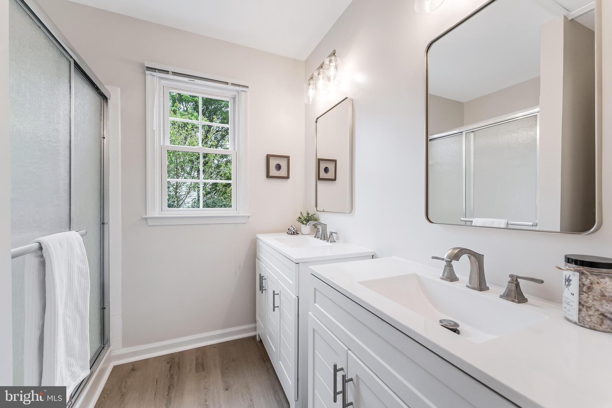 CHANTILLY HIGHLANDS - Residential