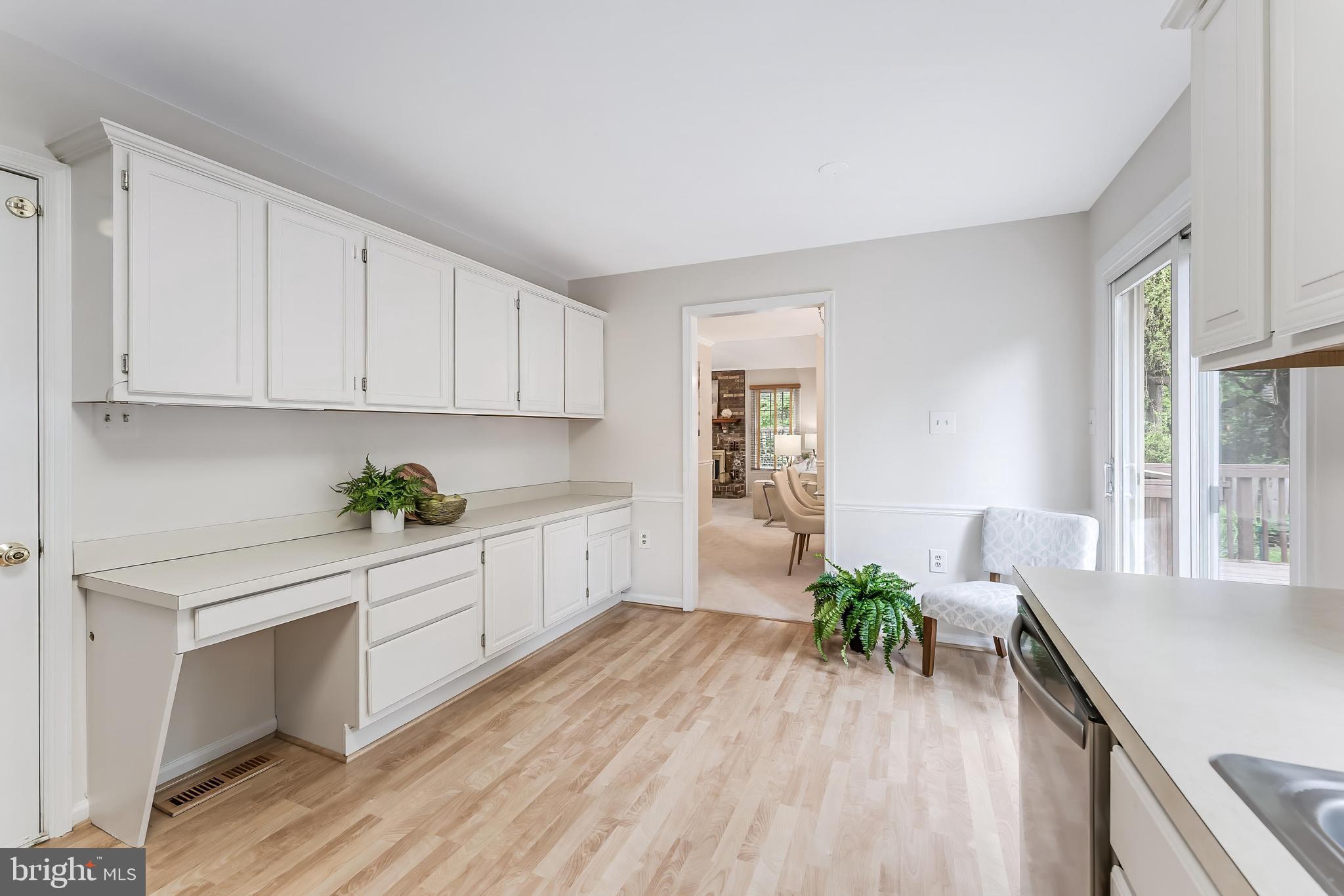 CHANTILLY HIGHLANDS - Residential