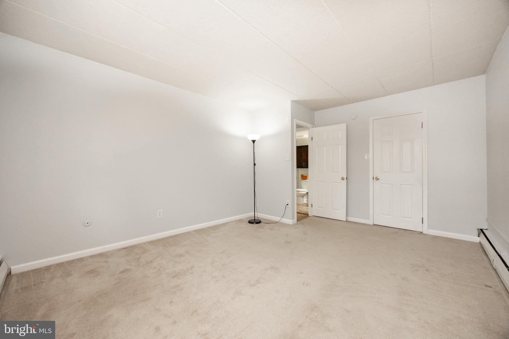 FOX VALLEY - Residential