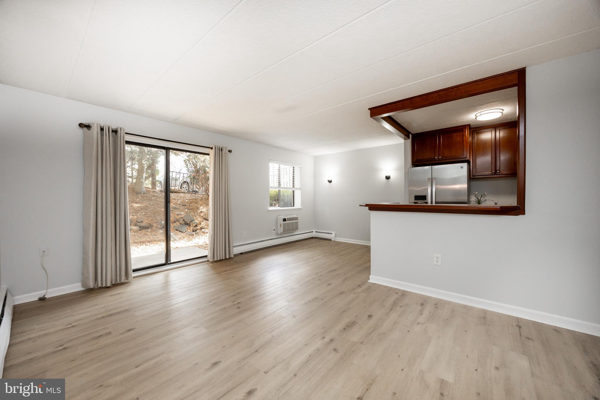 FOX VALLEY - Residential