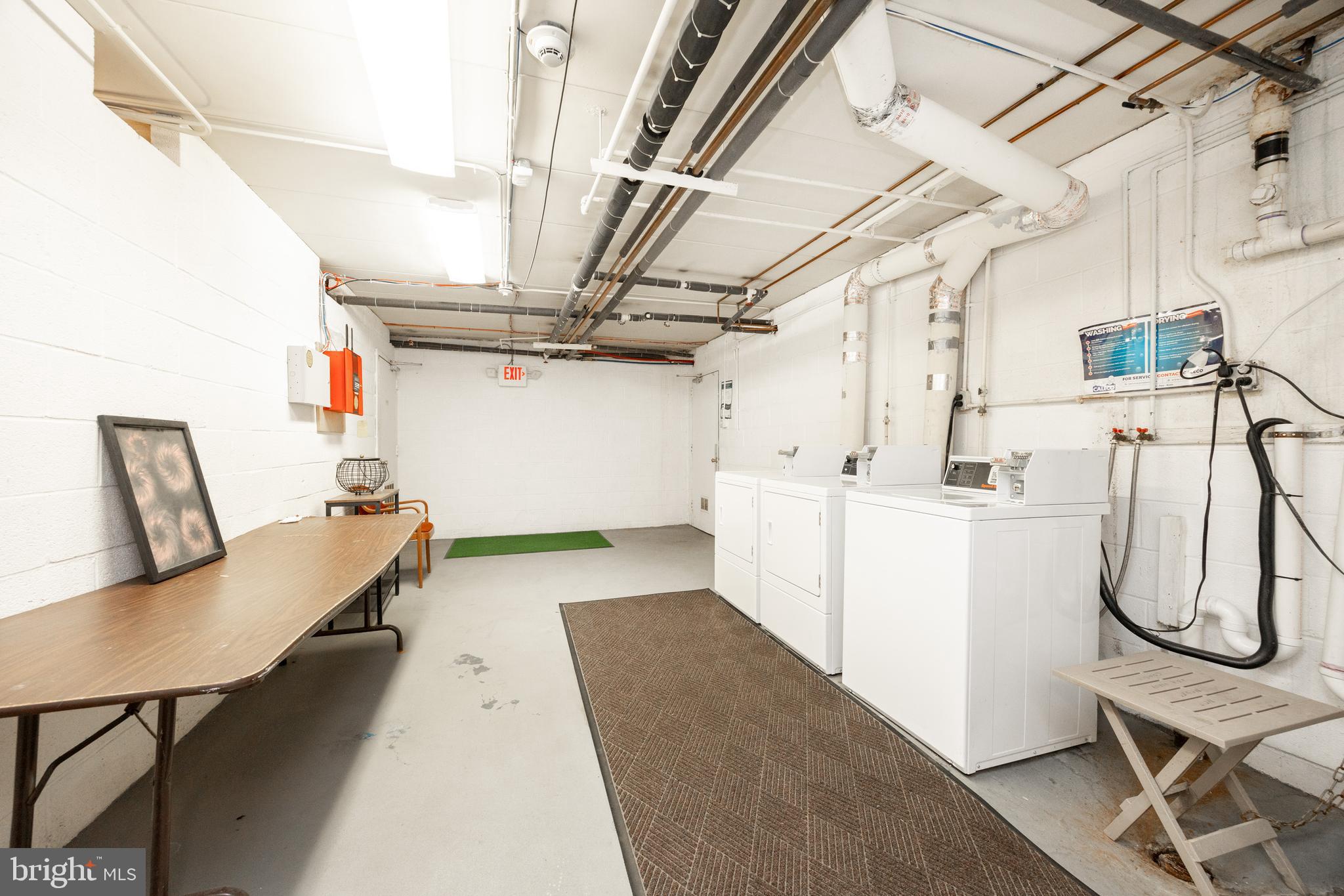 FOX VALLEY - Residential