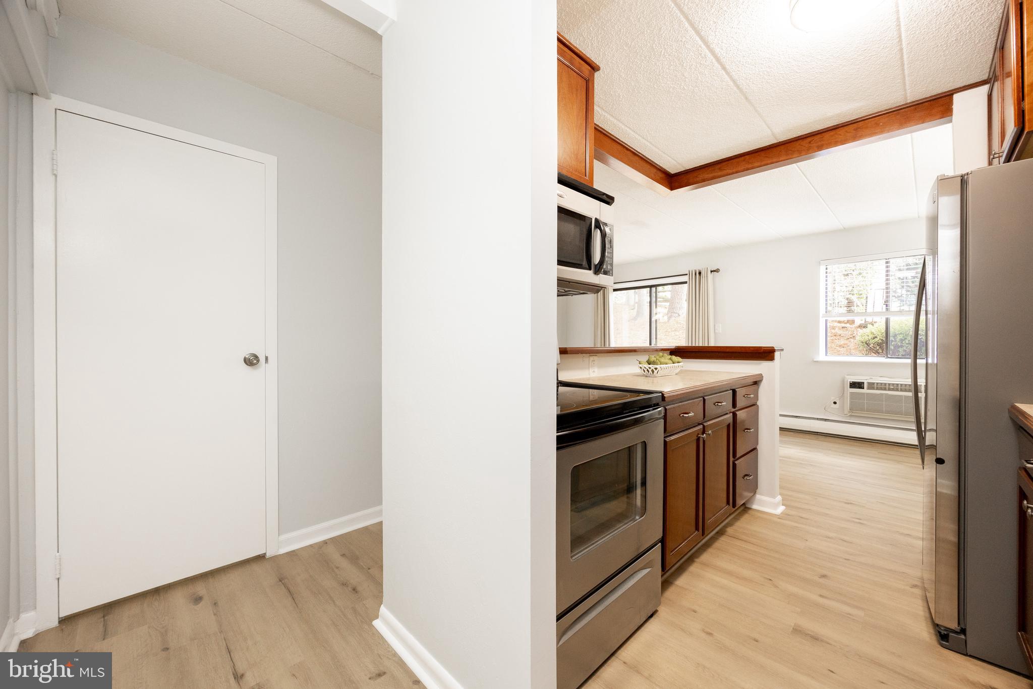 21 DOUGHERTY BOULEVARD V1