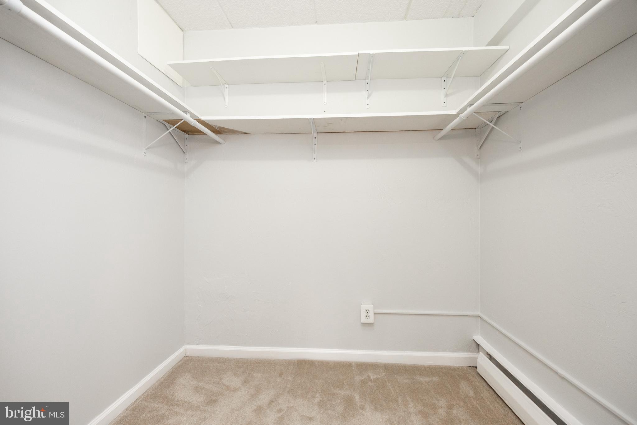 FOX VALLEY - Residential