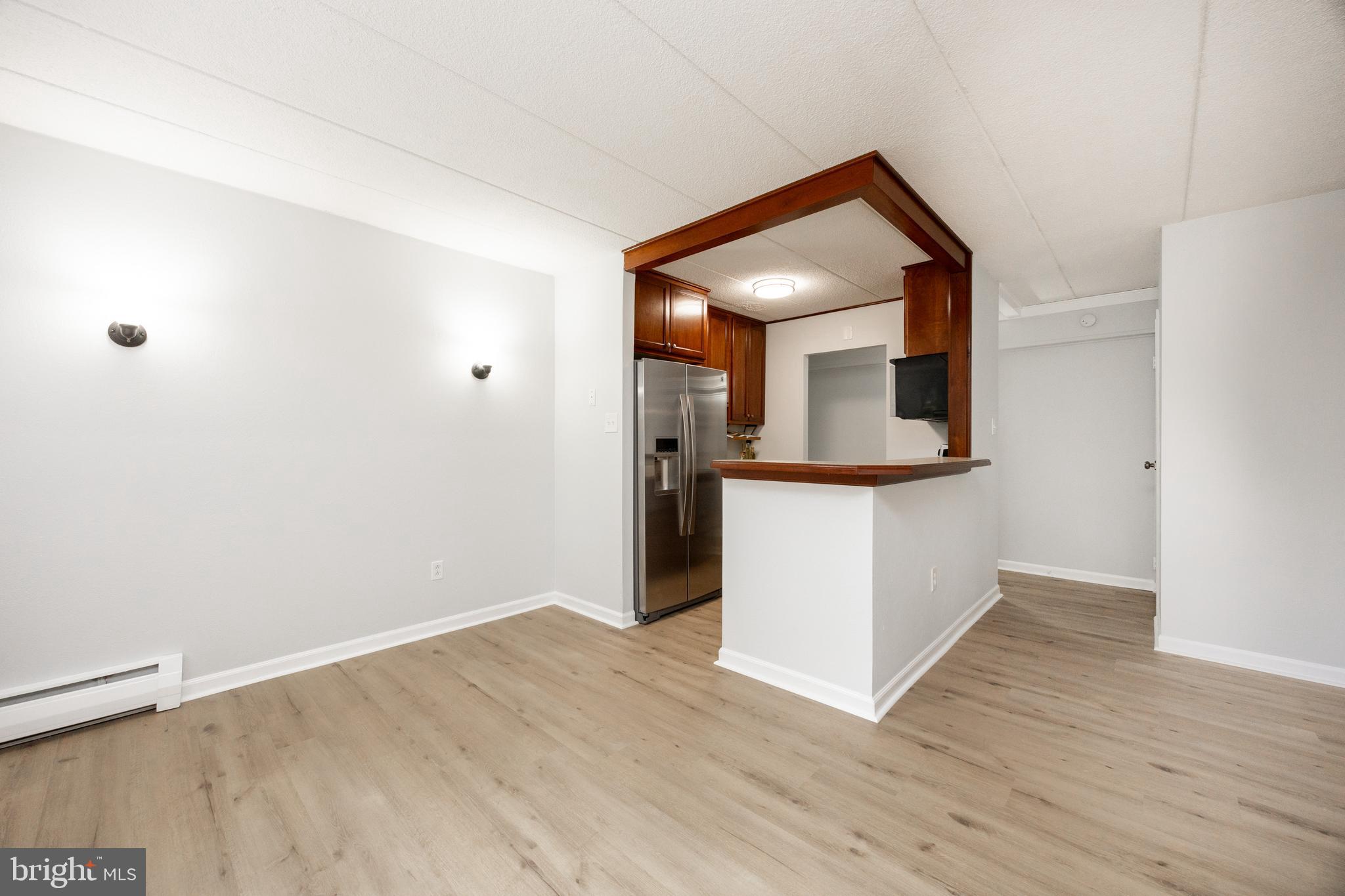 FOX VALLEY - Residential