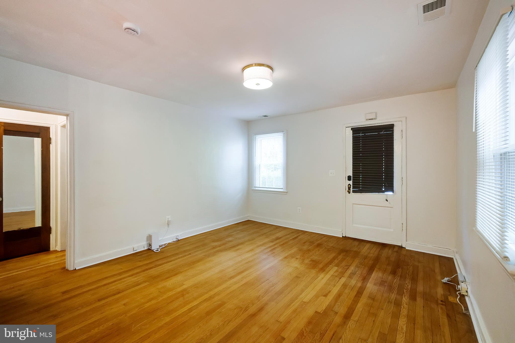 CRESTVIEW - Residential Lease