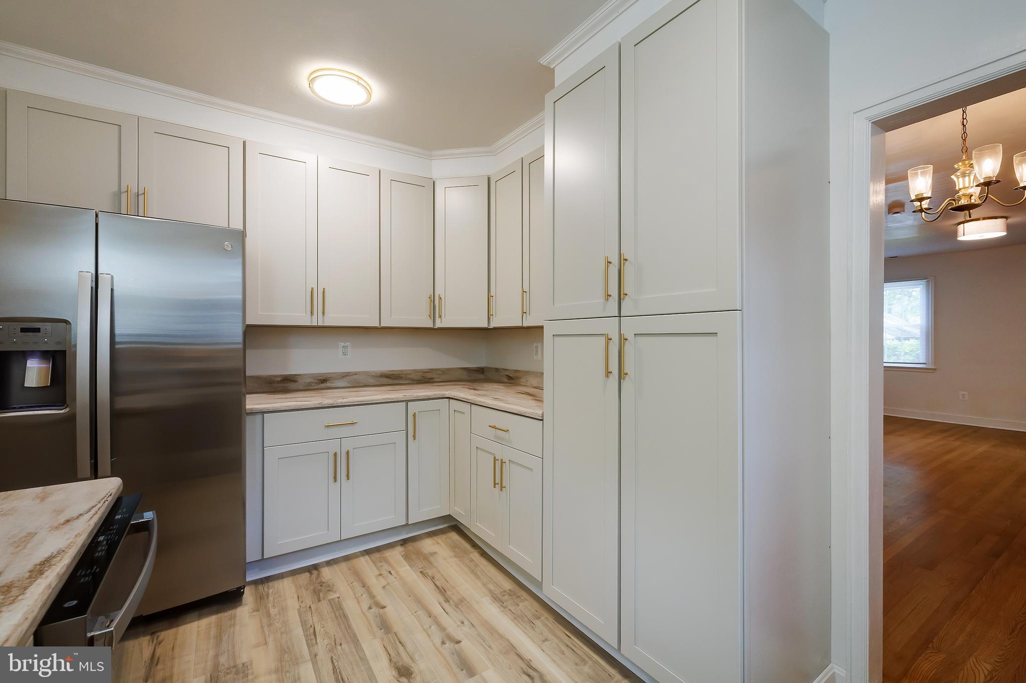 CRESTVIEW - Residential Lease