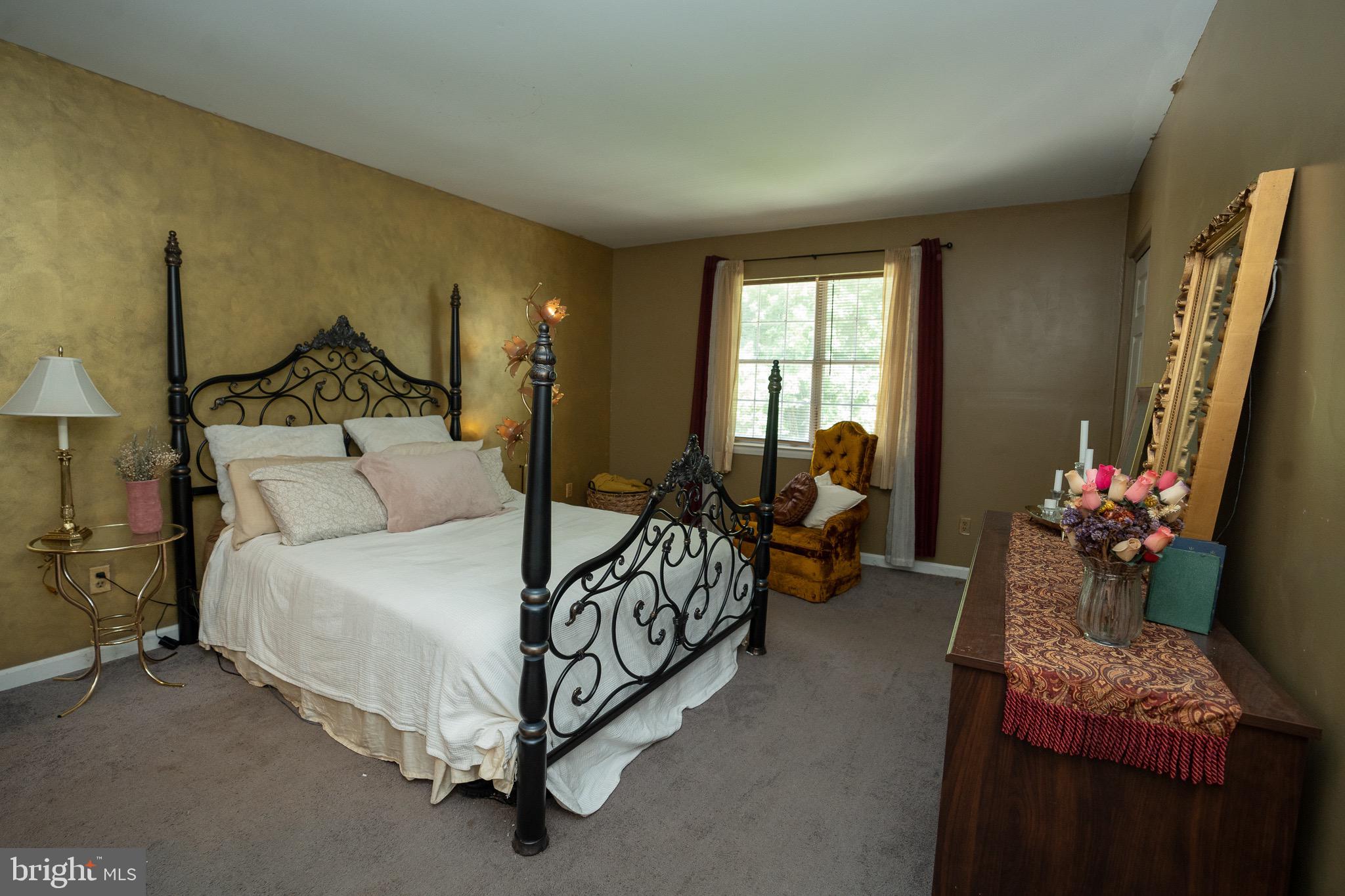 HARBOUR OAKS - Residential