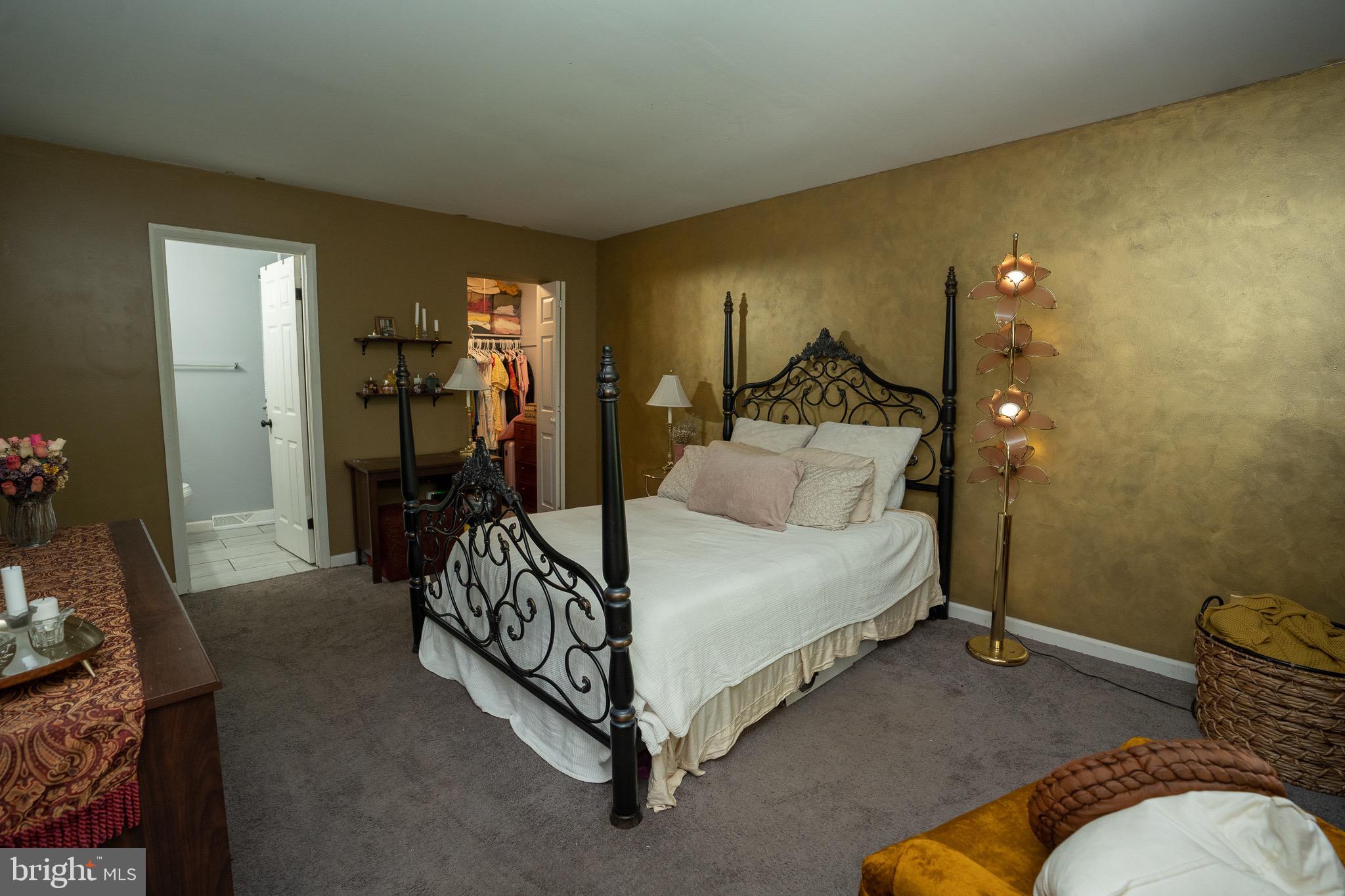 HARBOUR OAKS - Residential