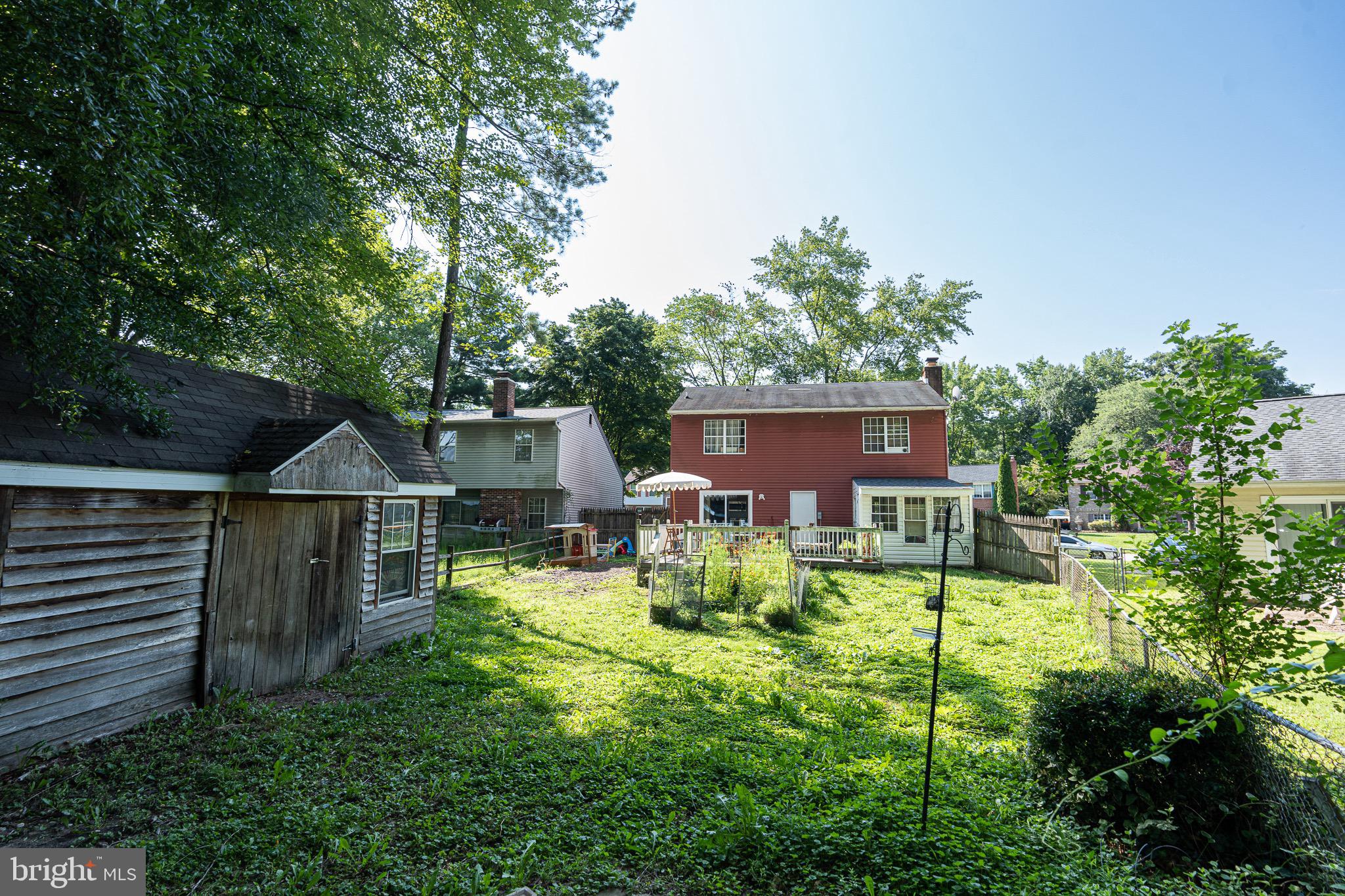HARBOUR OAKS - Residential