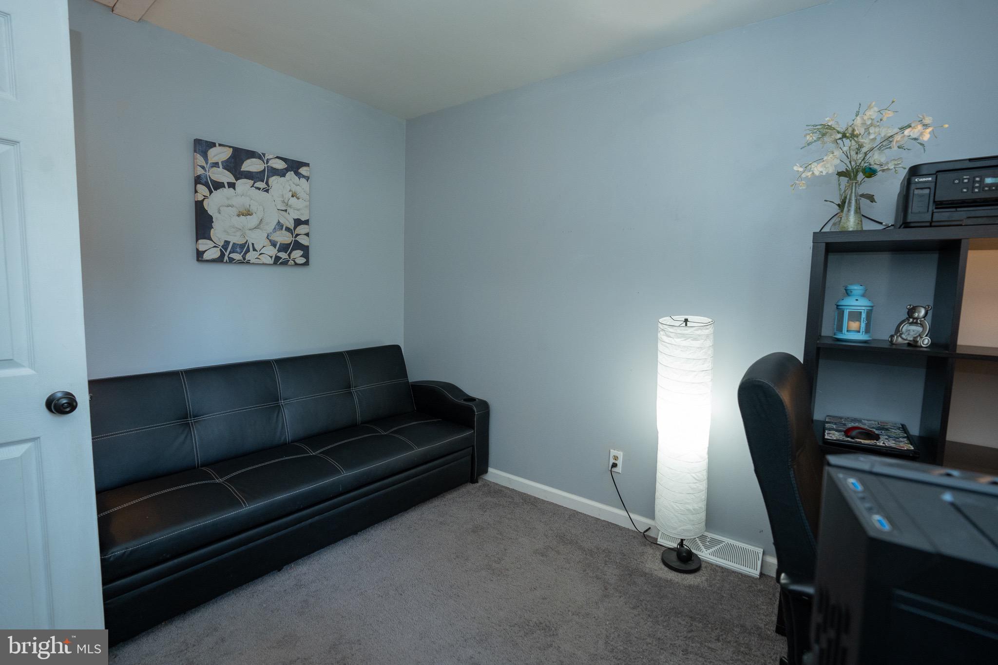 HARBOUR OAKS - Residential