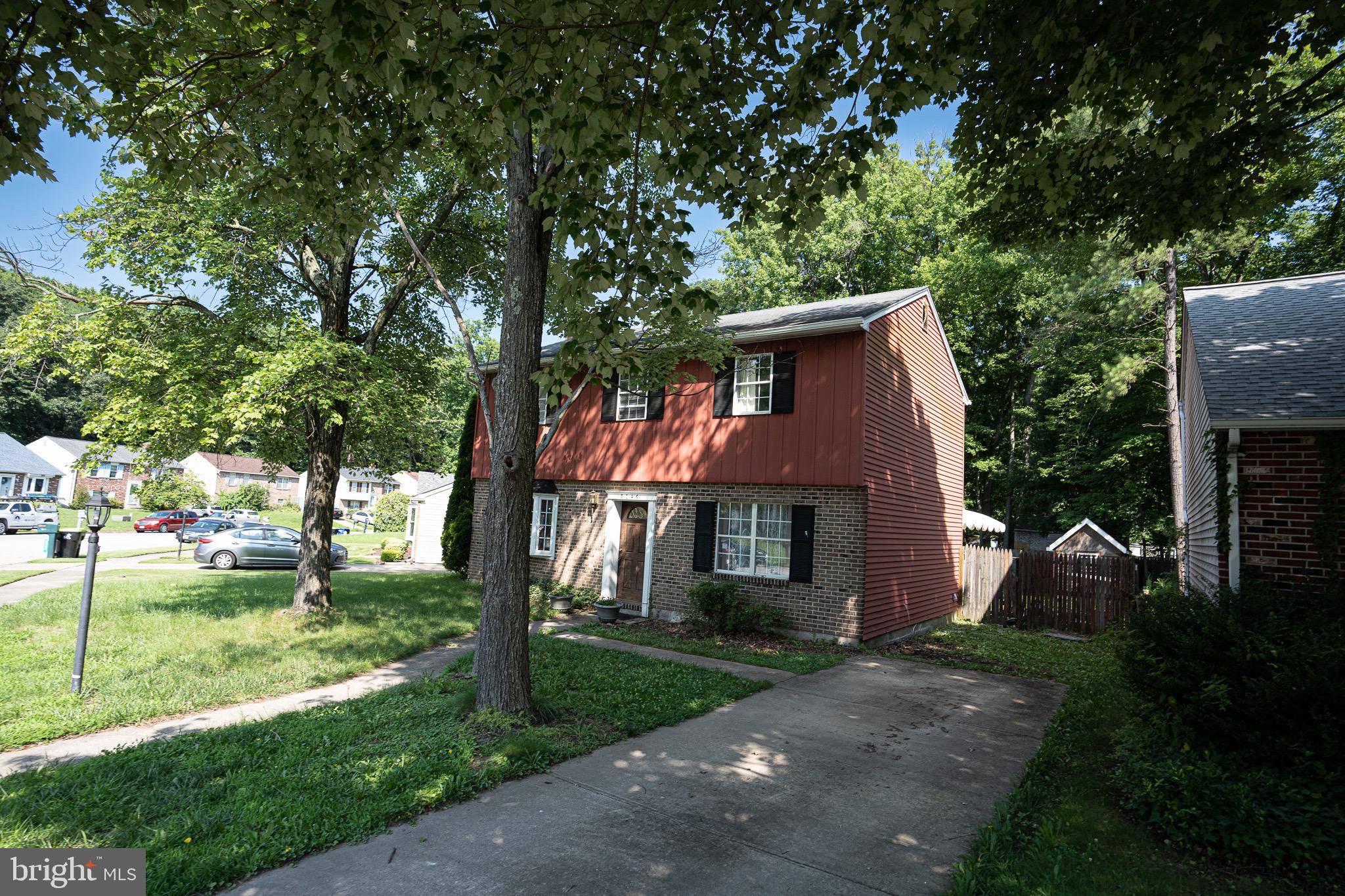 HARBOUR OAKS - Residential