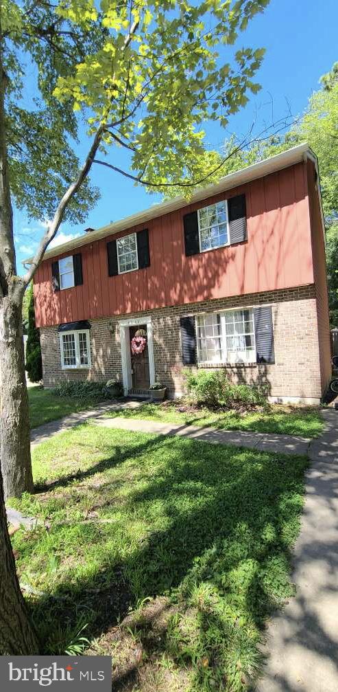 HARBOUR OAKS - Residential