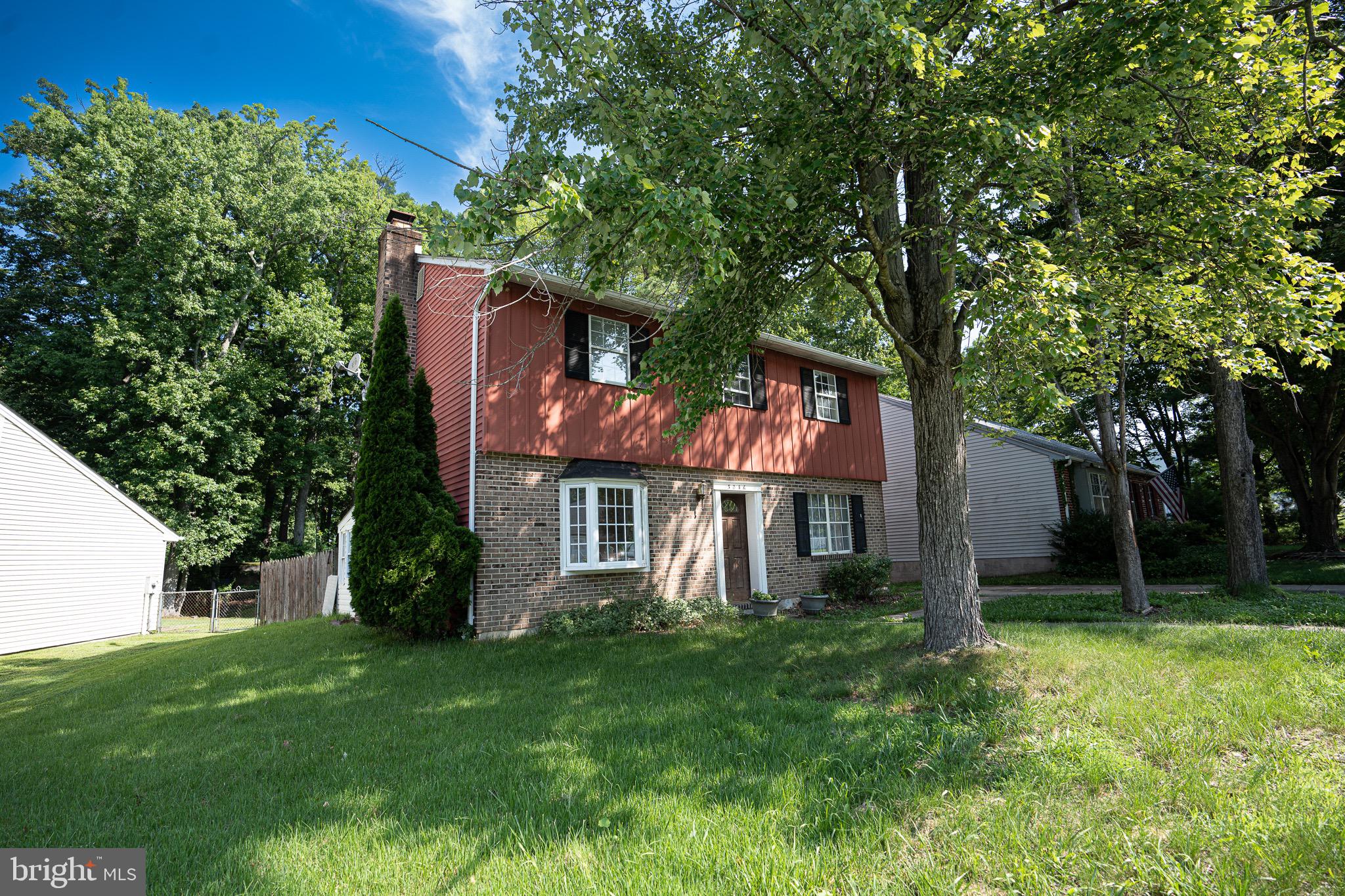 HARBOUR OAKS - Residential