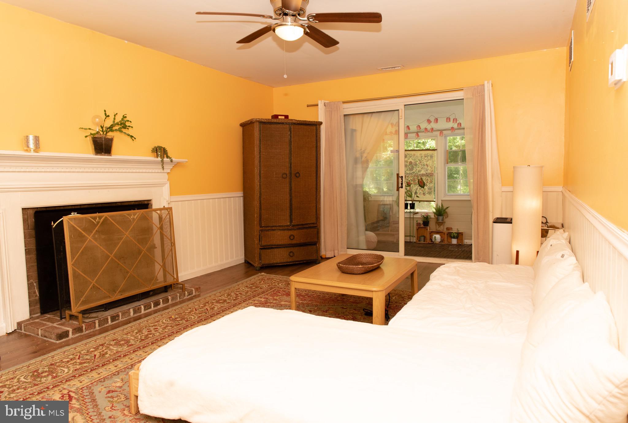 HARBOUR OAKS - Residential