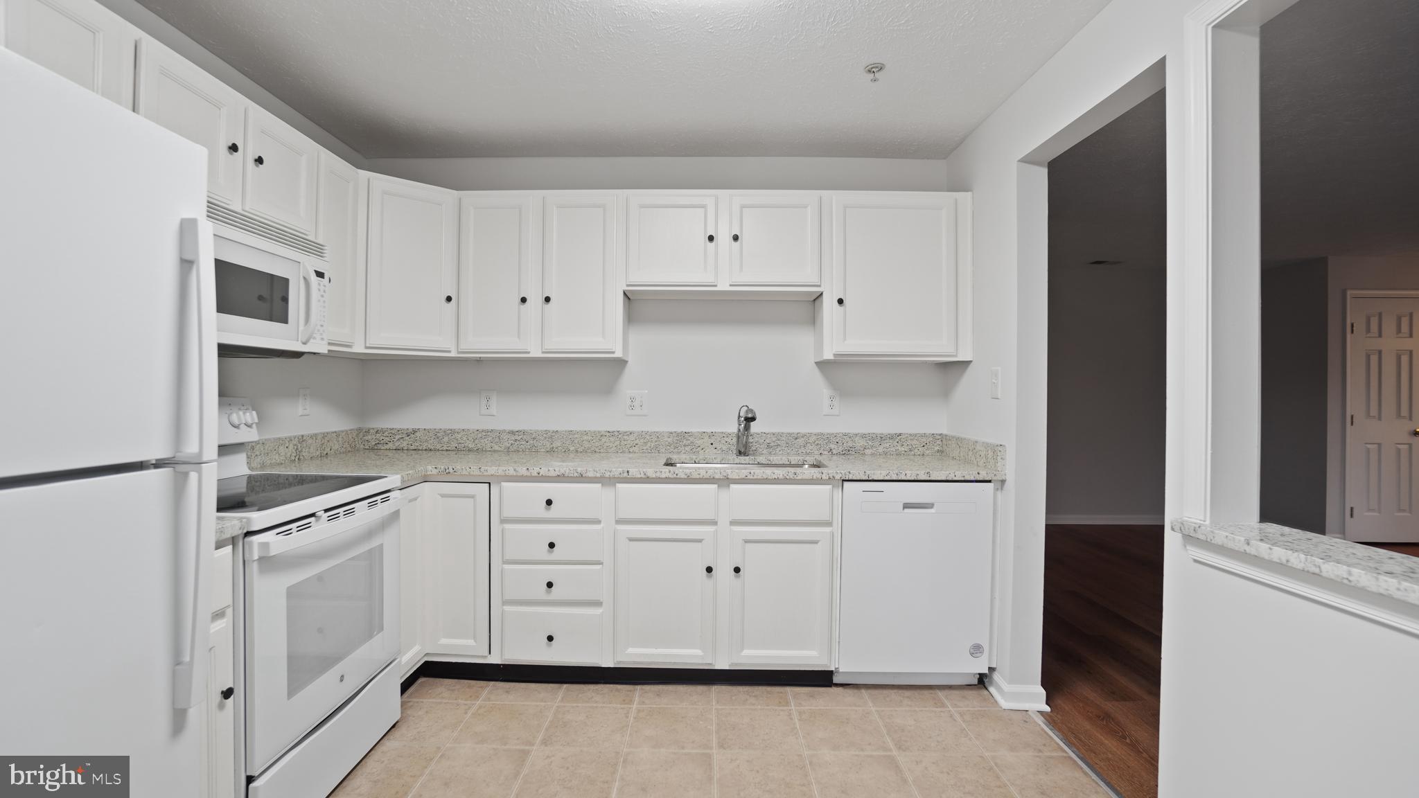 PINEY ORCHARD - Residential Lease