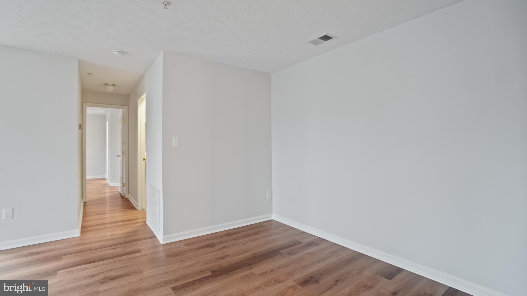 PINEY ORCHARD - Residential Lease